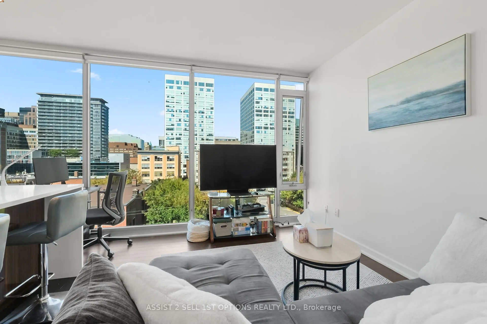 300 Lisgar Street, #611
