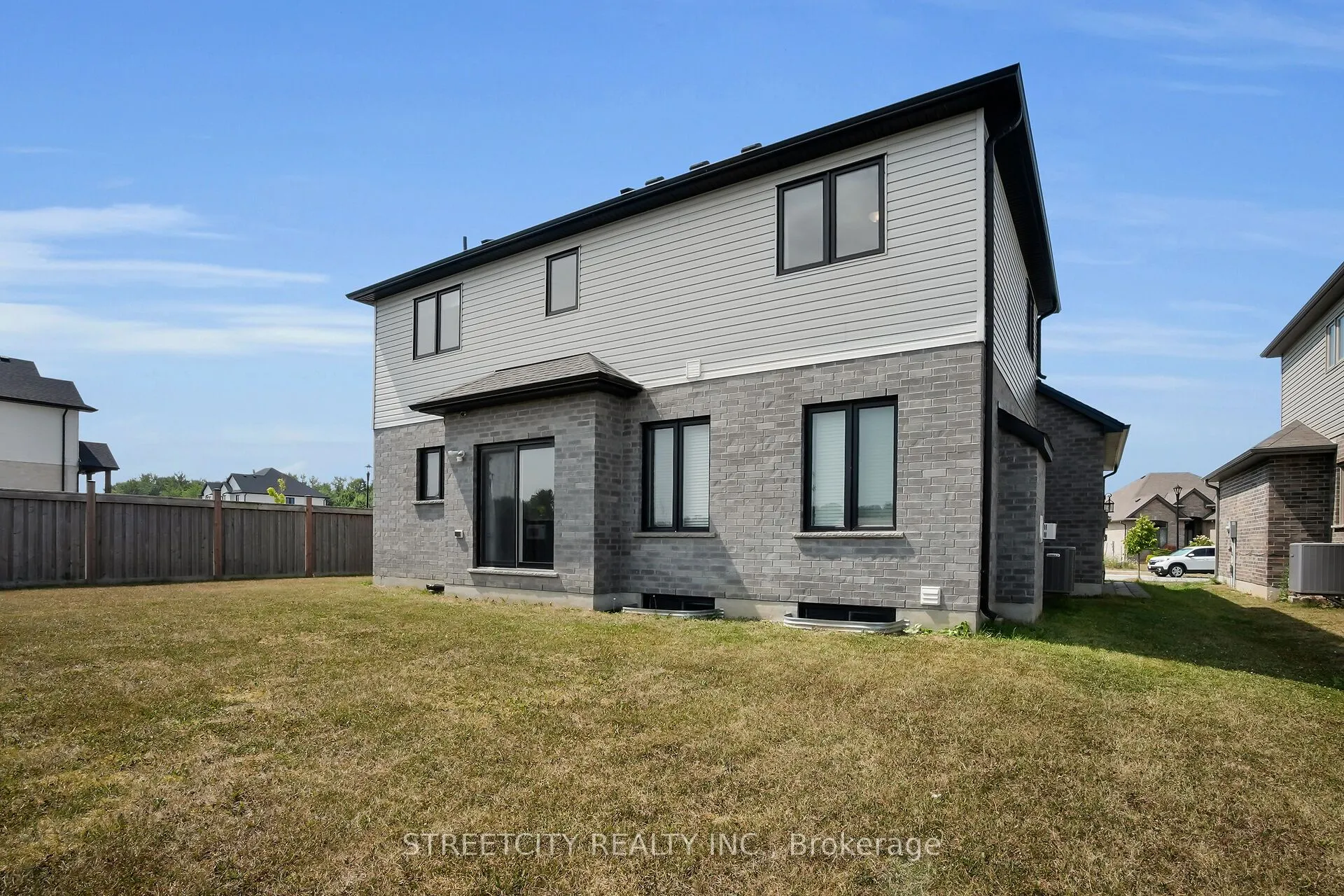 102 Timberwalk Trail