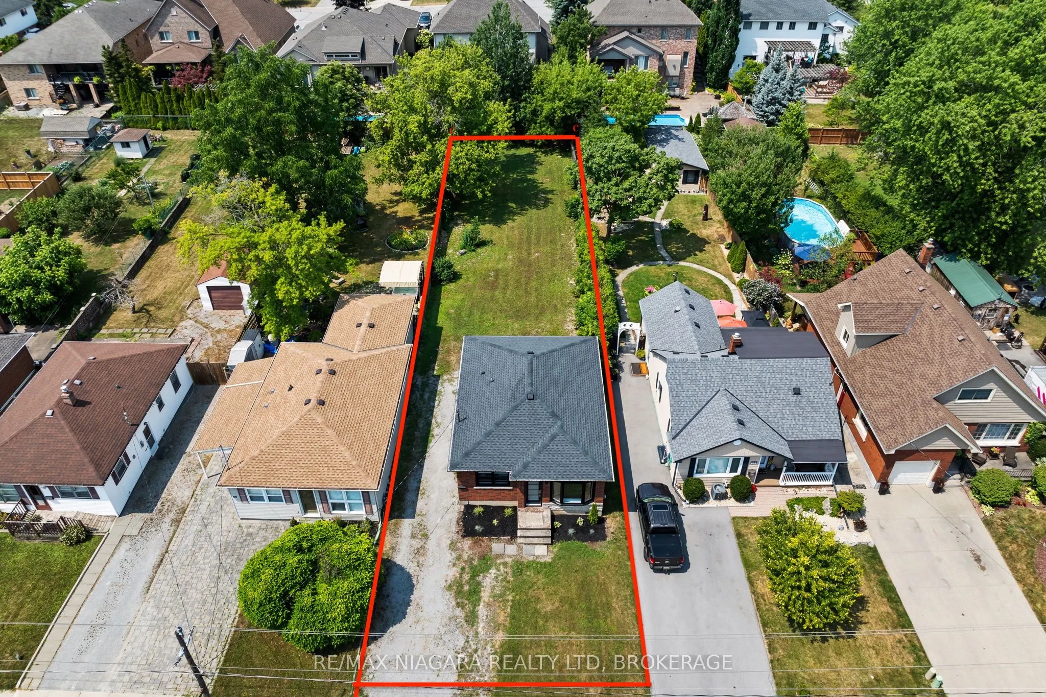 53 Collier Road S
