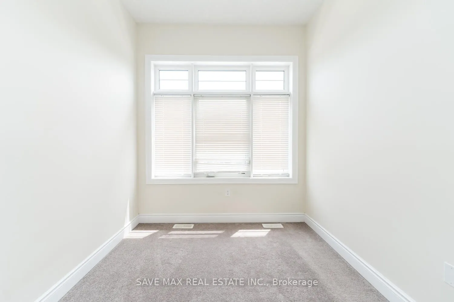 6 Amos Avenue