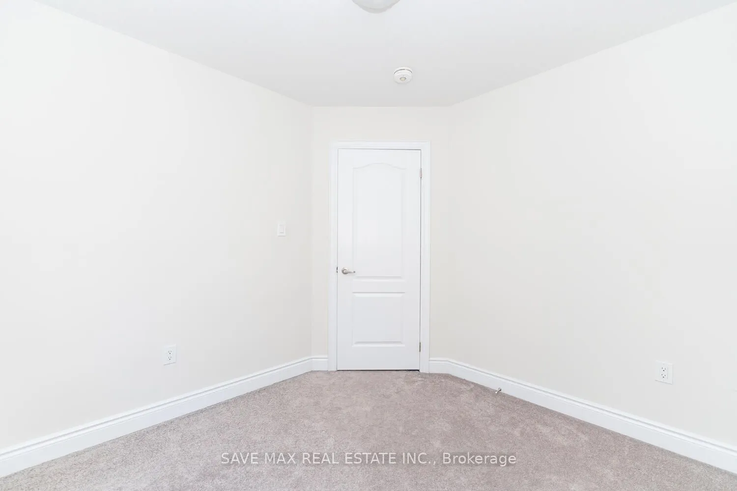 6 Amos Avenue
