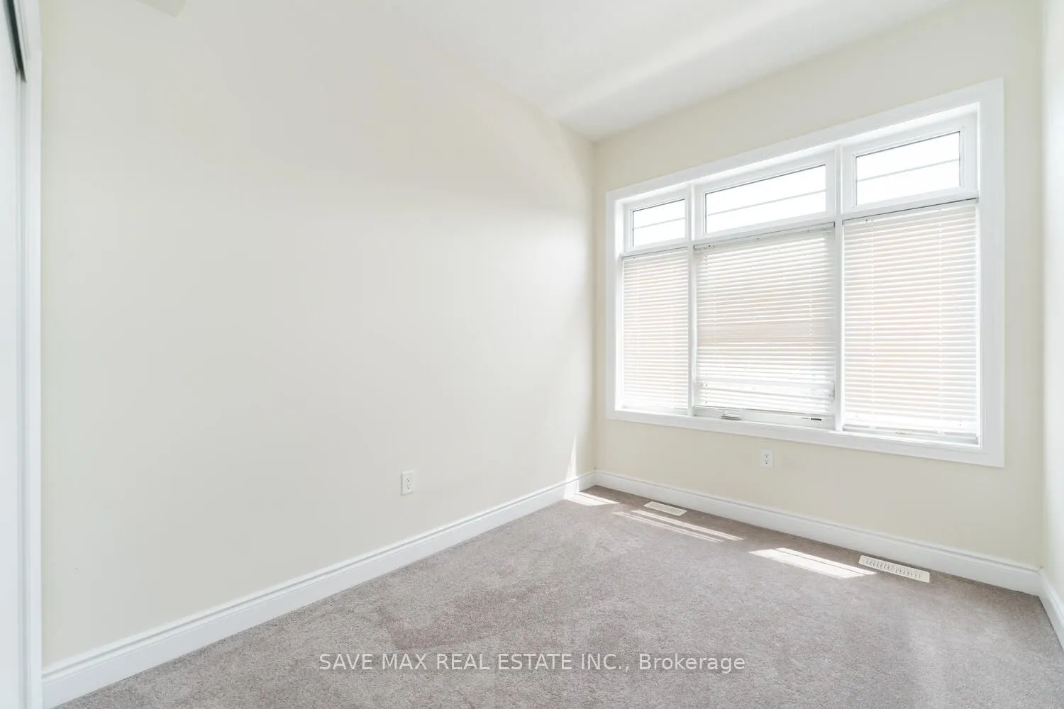 6 Amos Avenue