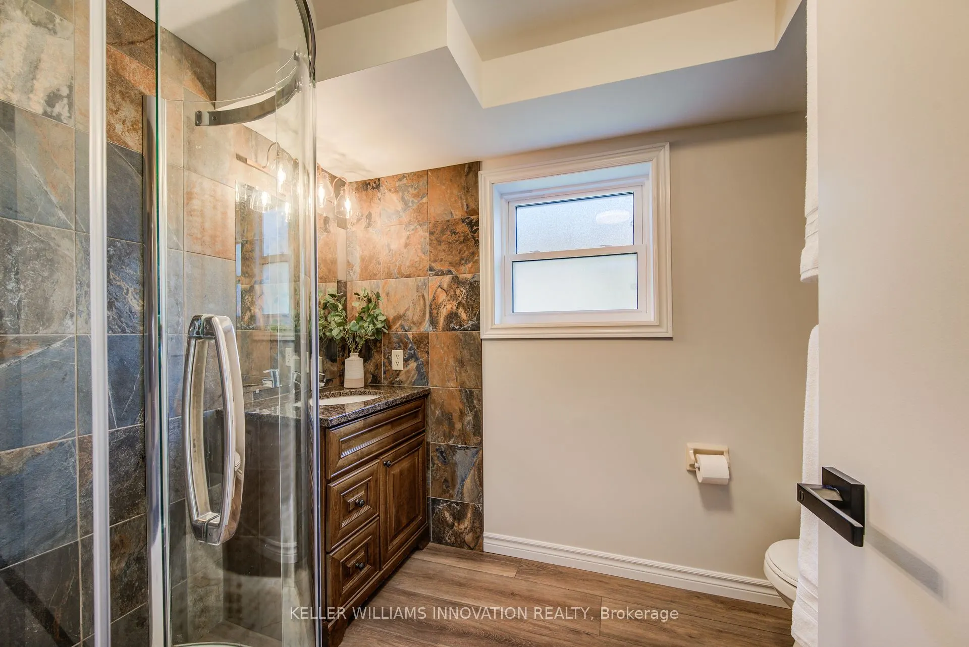463 Thorndale Drive