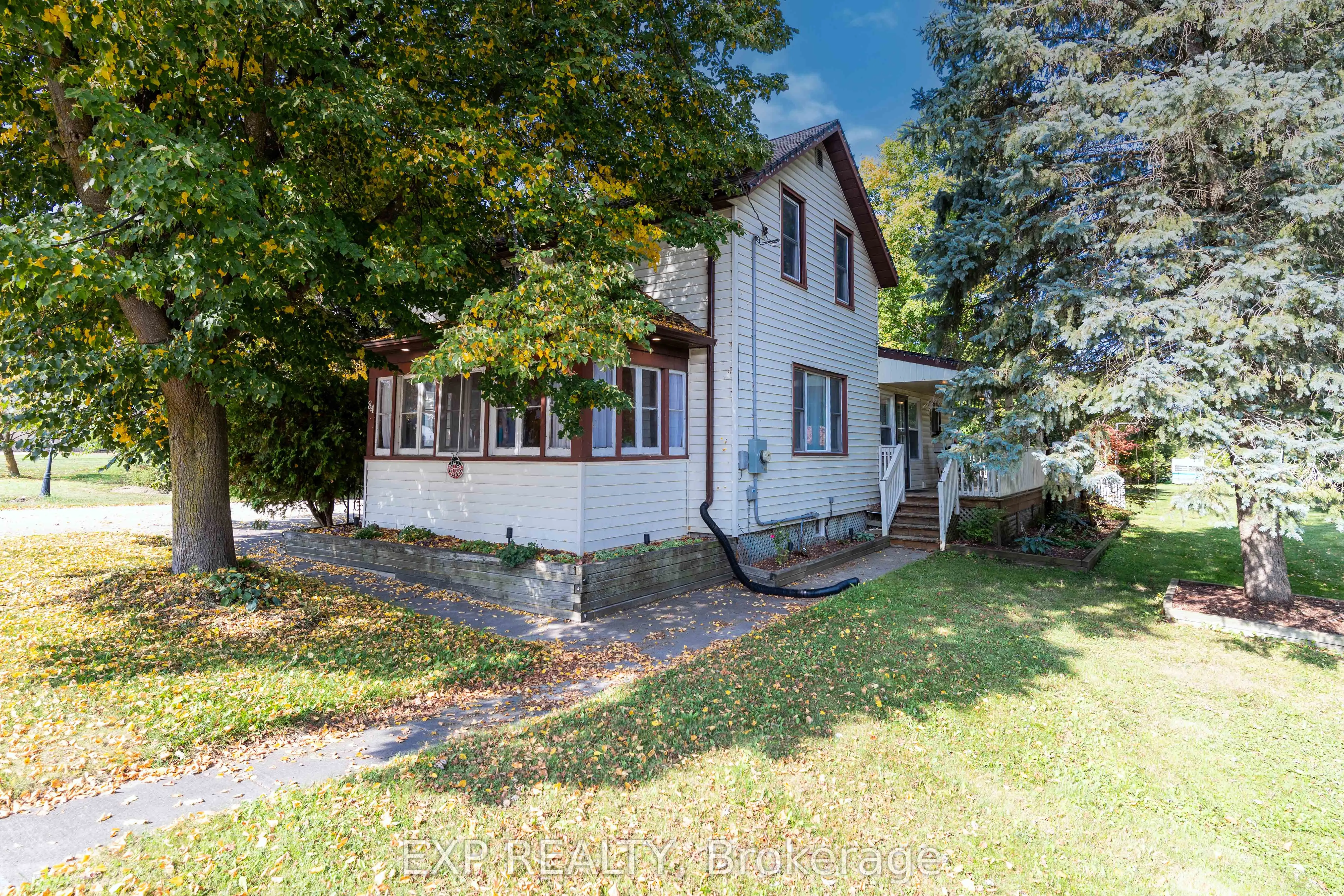 84 Absalom Street W