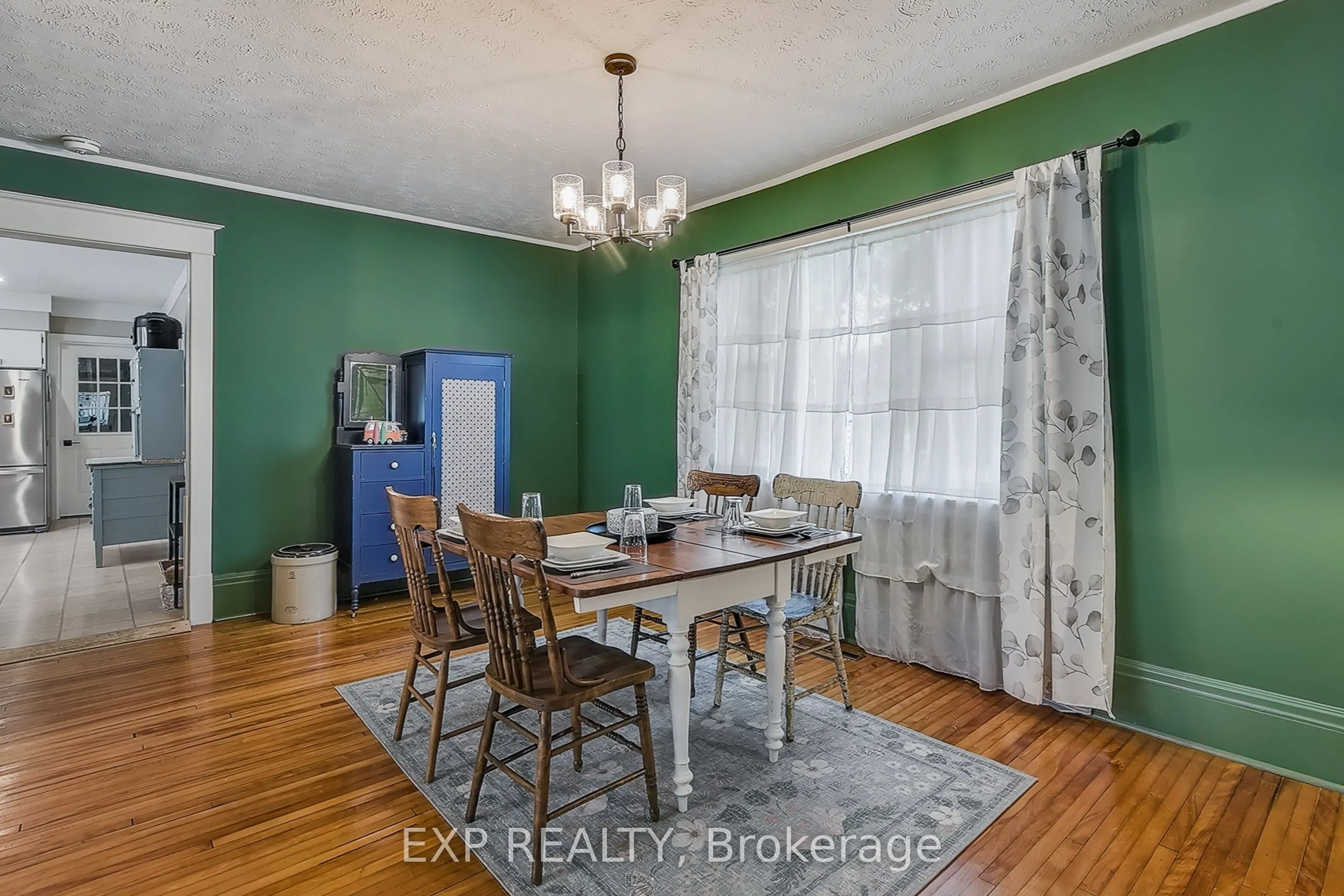 84 Absalom Street W