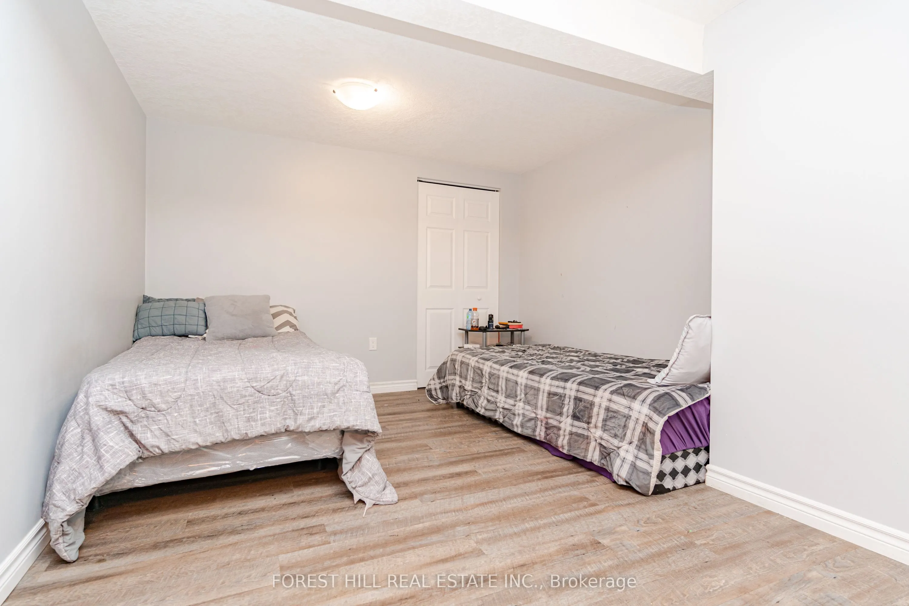 110 Hazelglen Drive