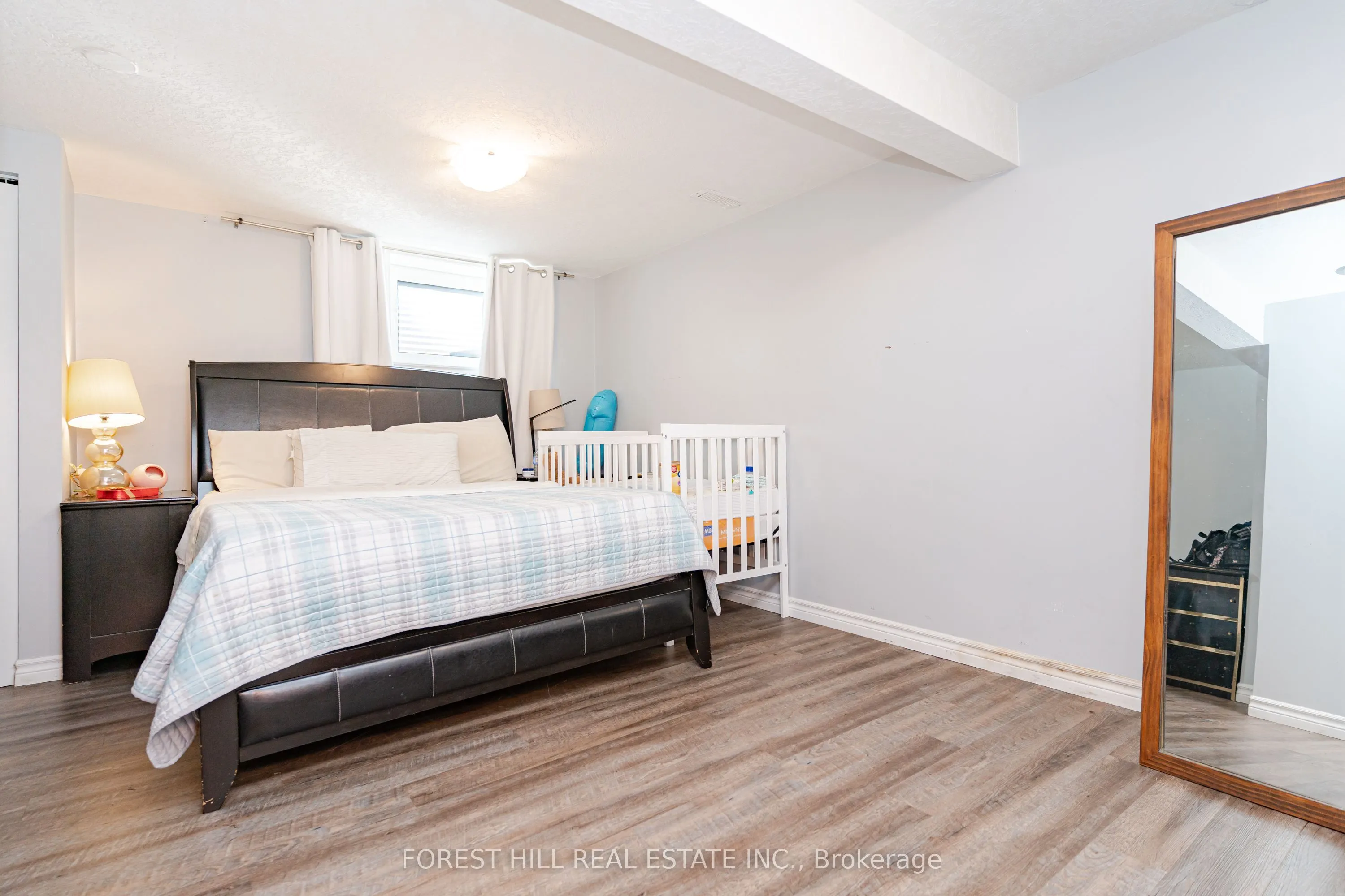 110 Hazelglen Drive