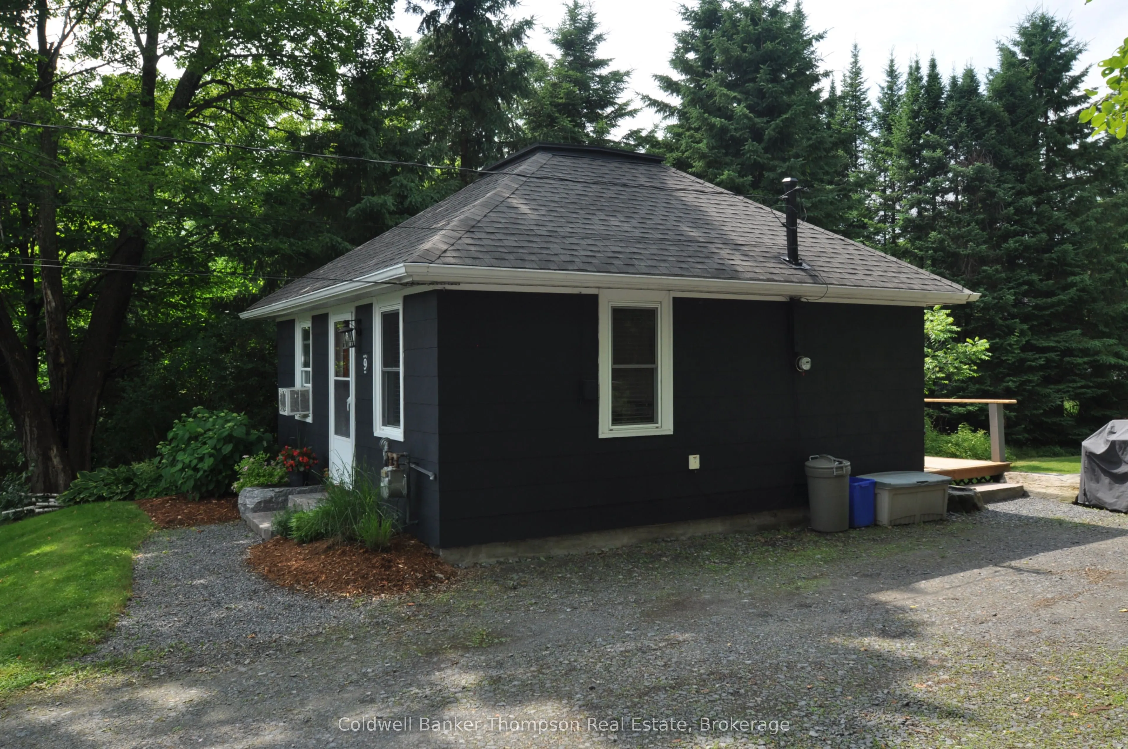 9 Maple Avenue