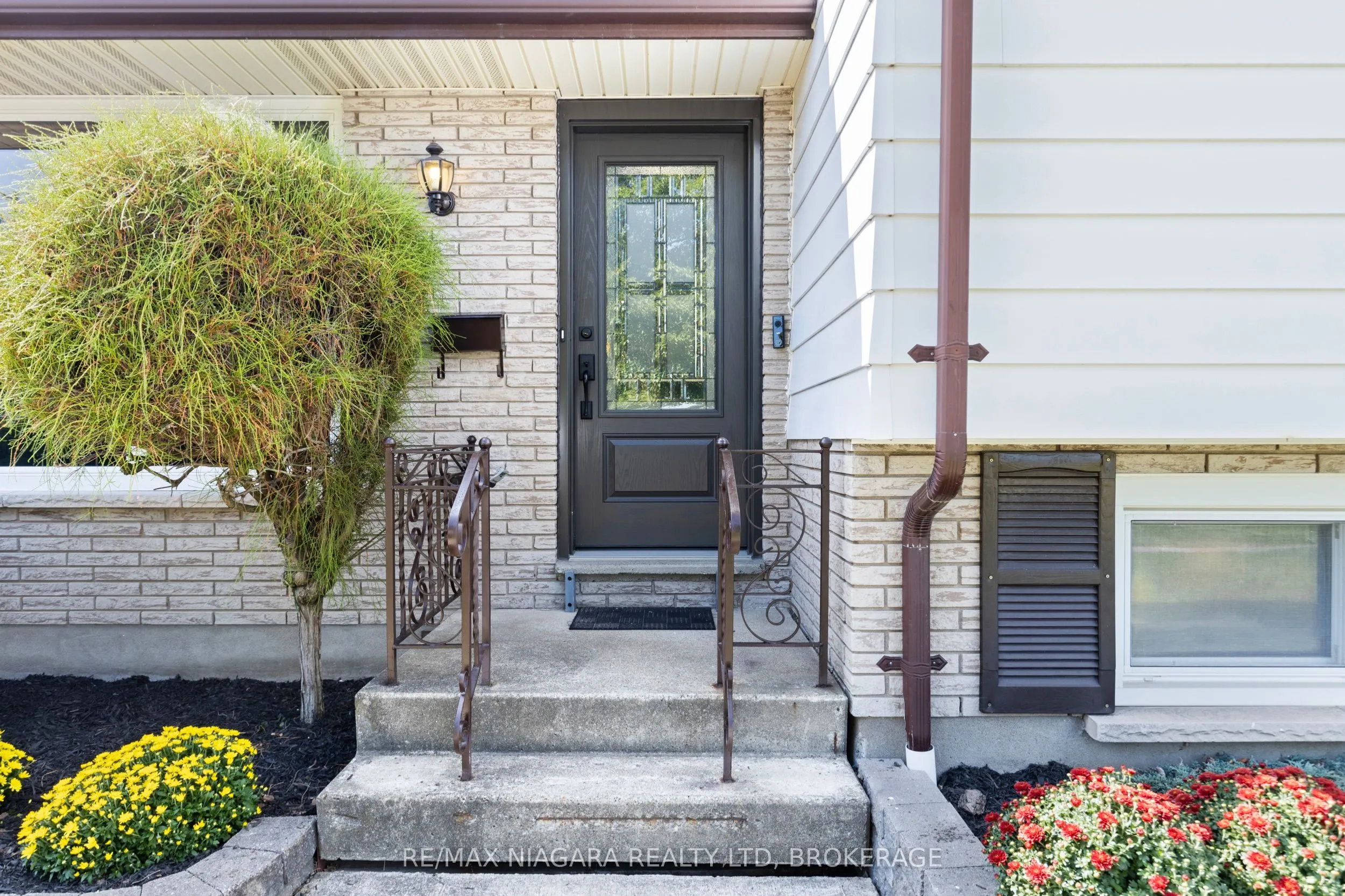 96 Watt Avenue