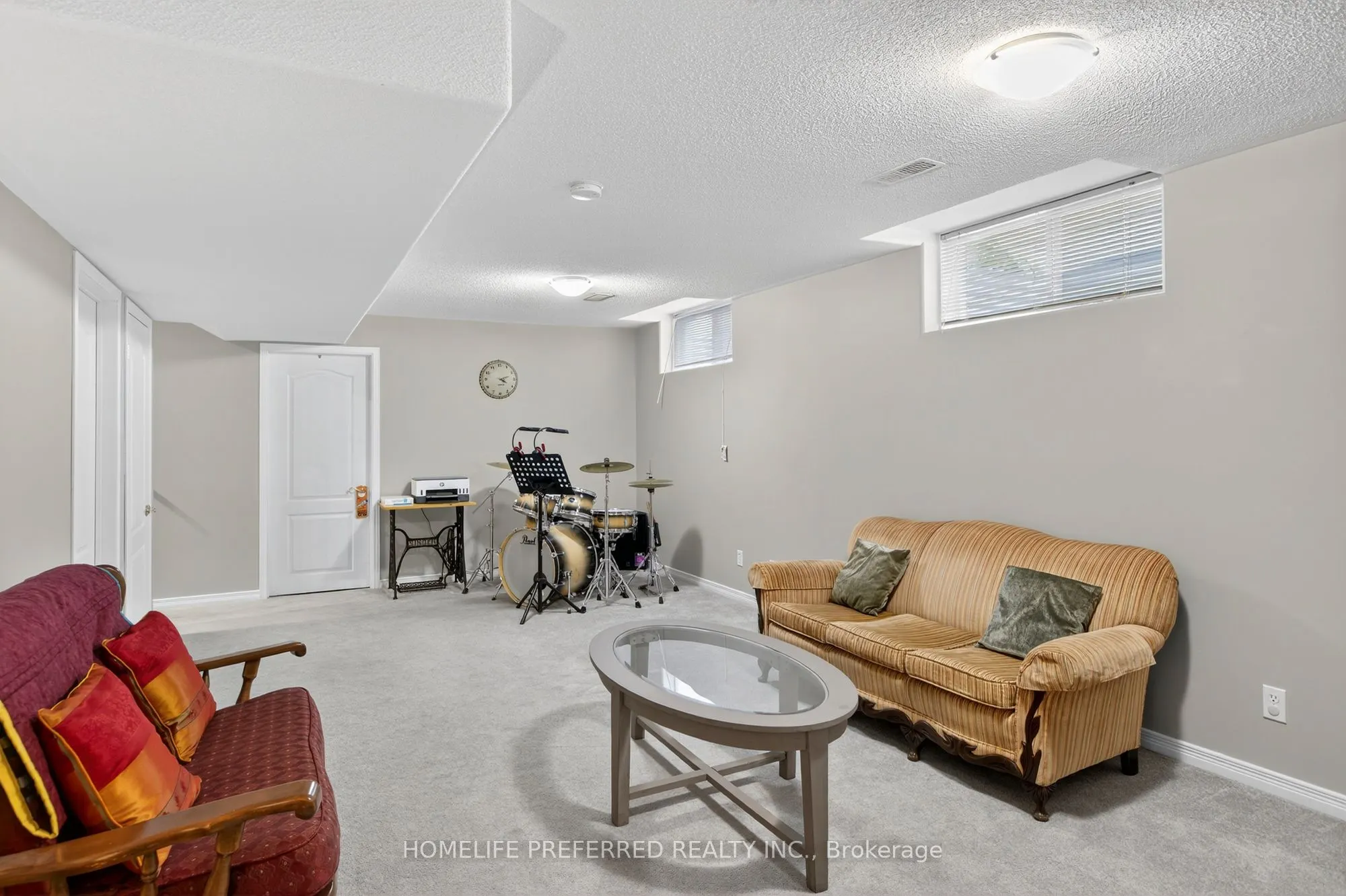 955 Ralphson Crescent
