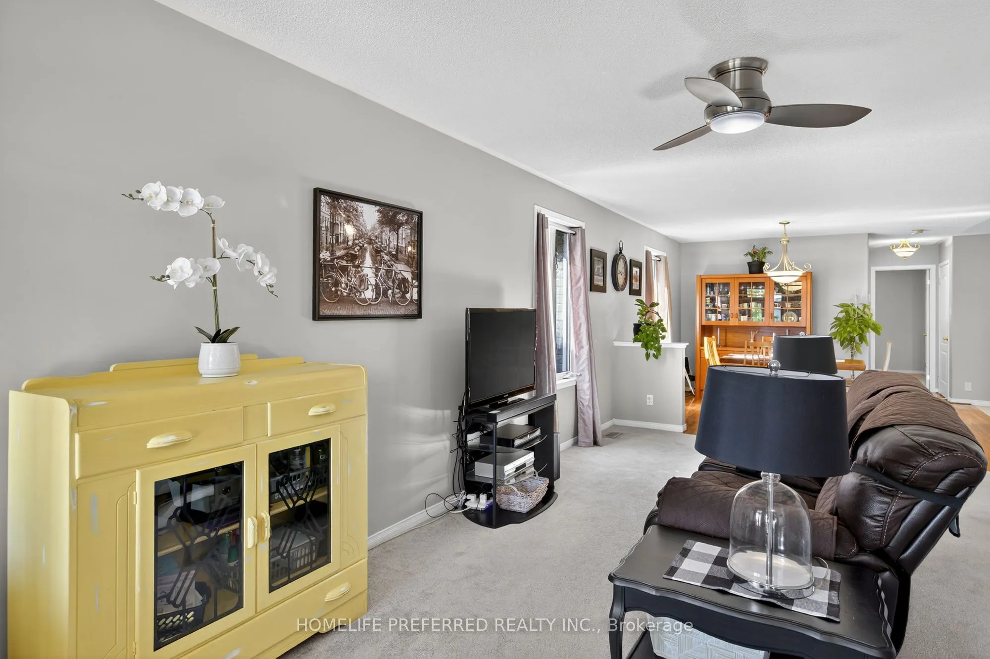 955 Ralphson Crescent
