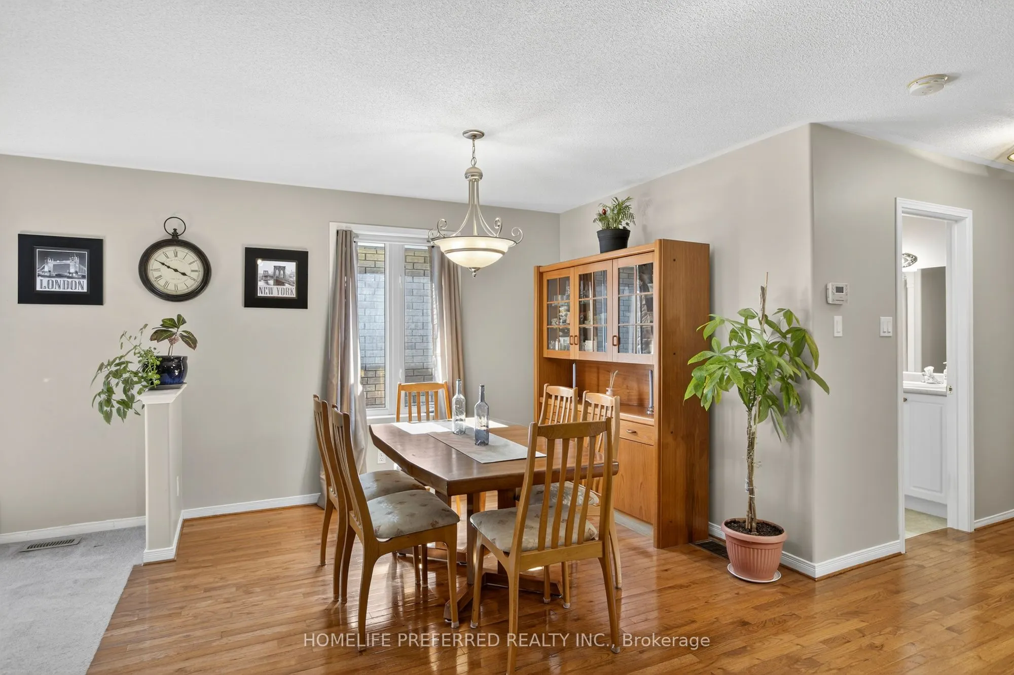955 Ralphson Crescent