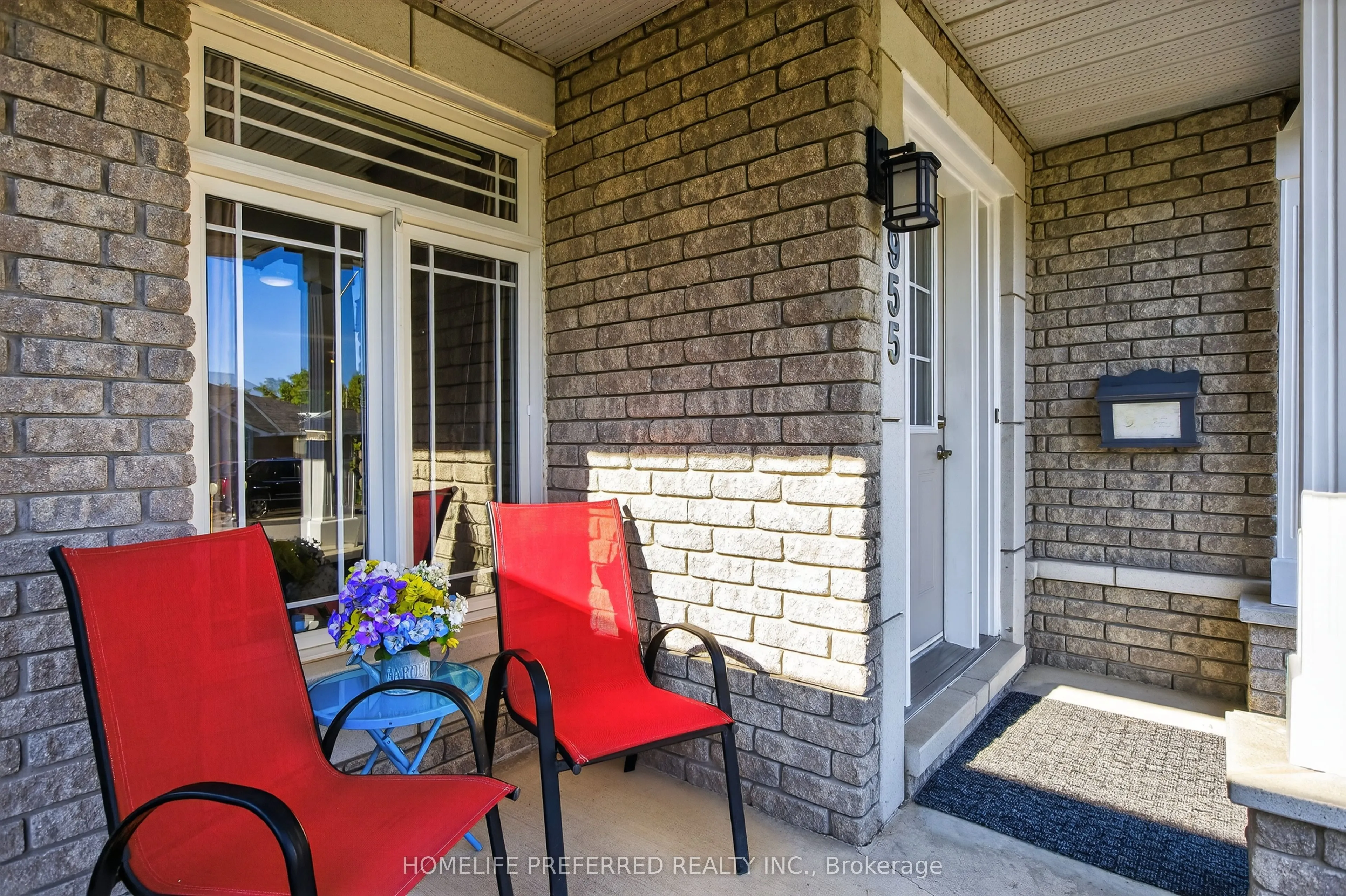 955 Ralphson Crescent