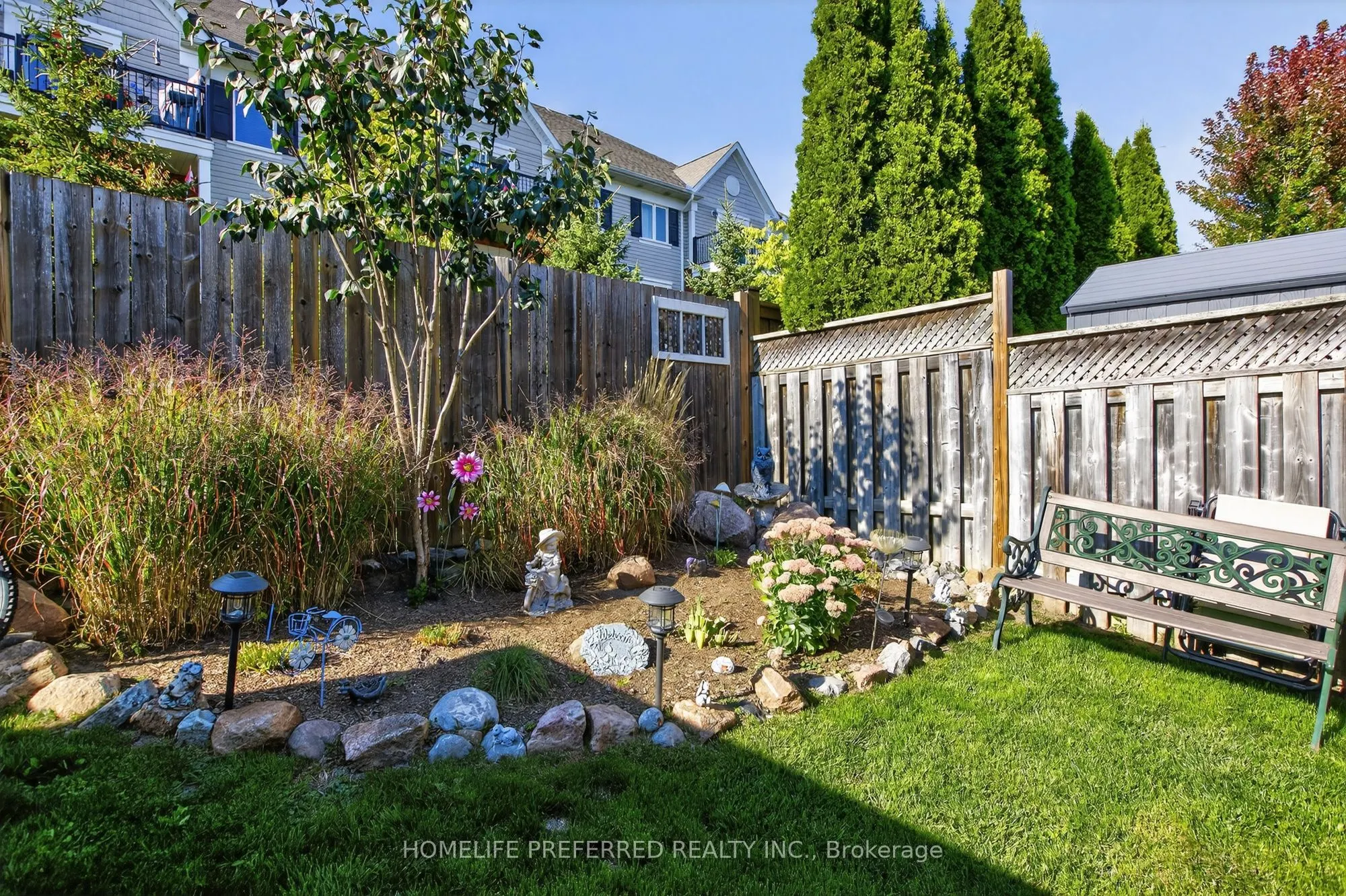 955 Ralphson Crescent