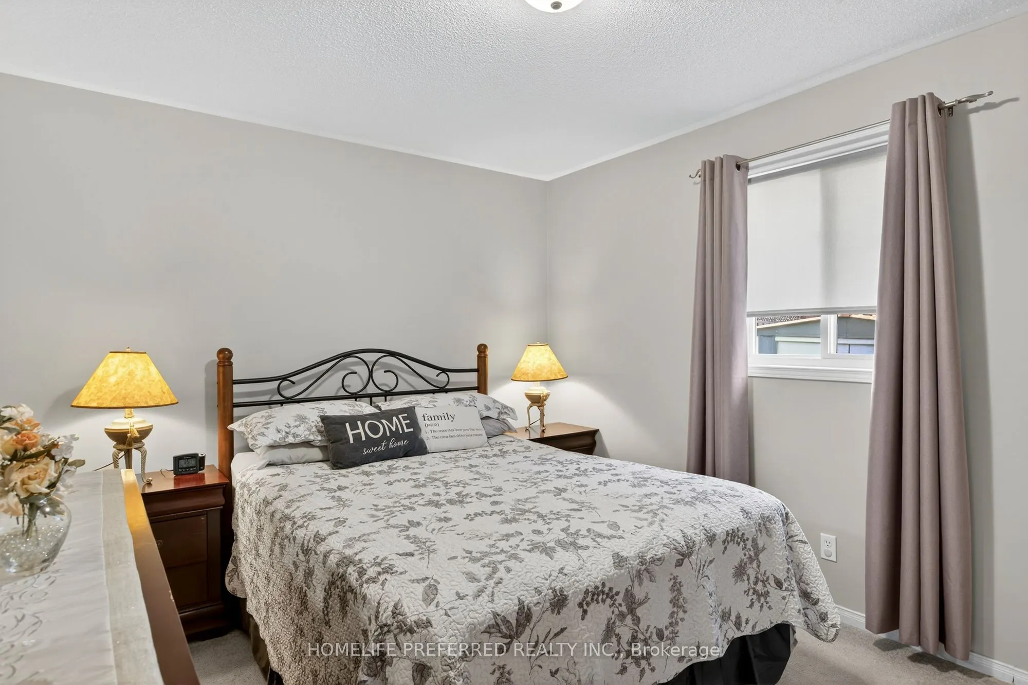 955 Ralphson Crescent