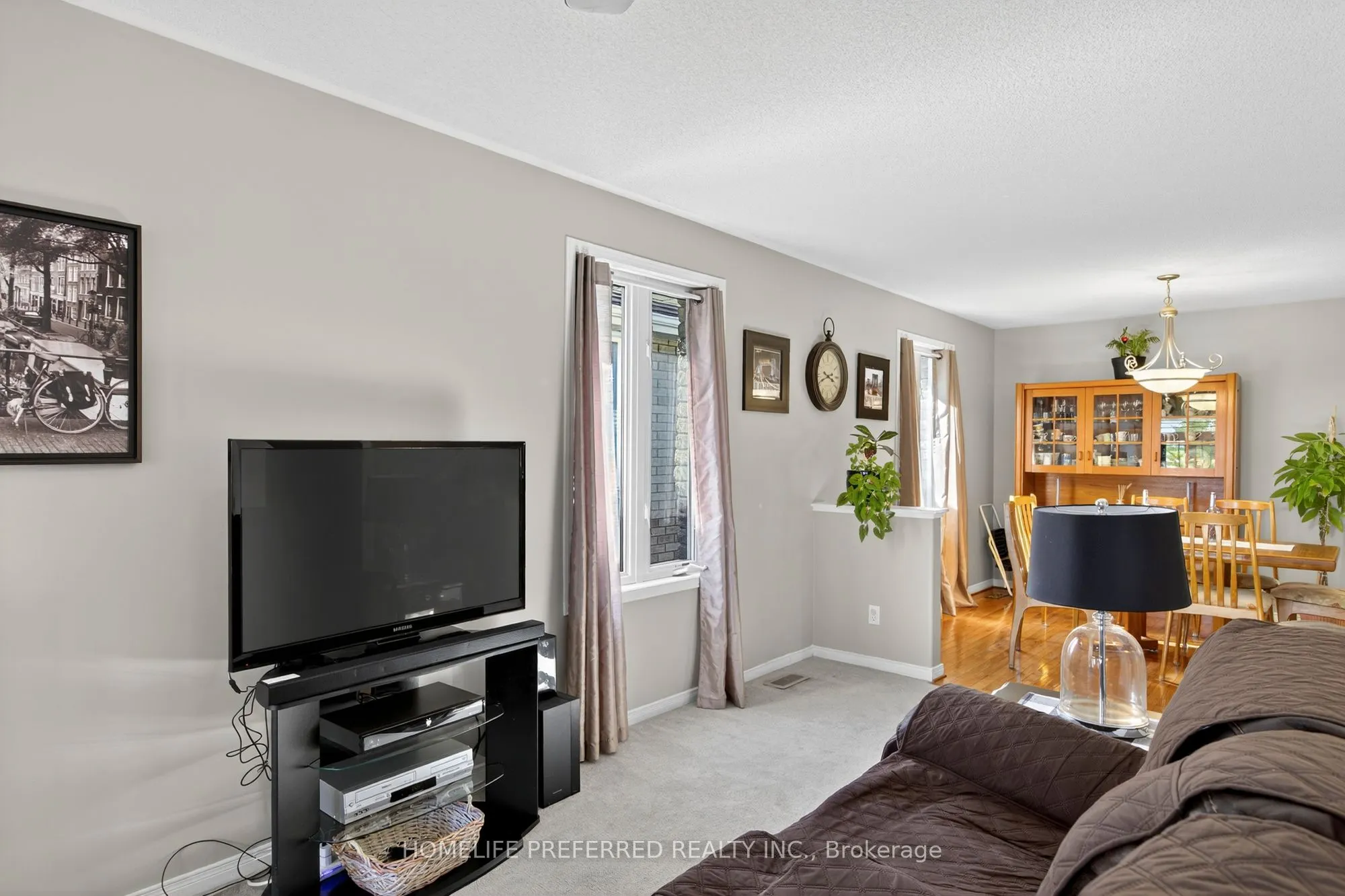 955 Ralphson Crescent