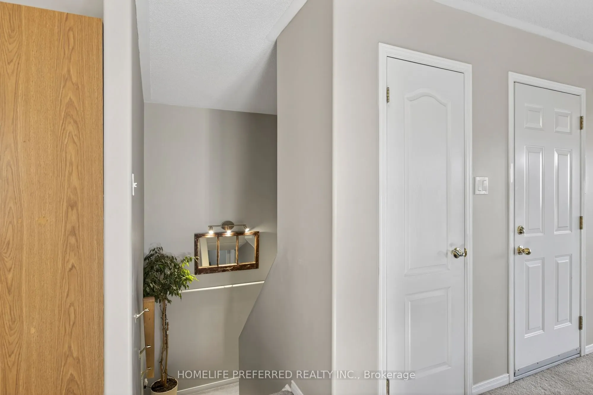 955 Ralphson Crescent