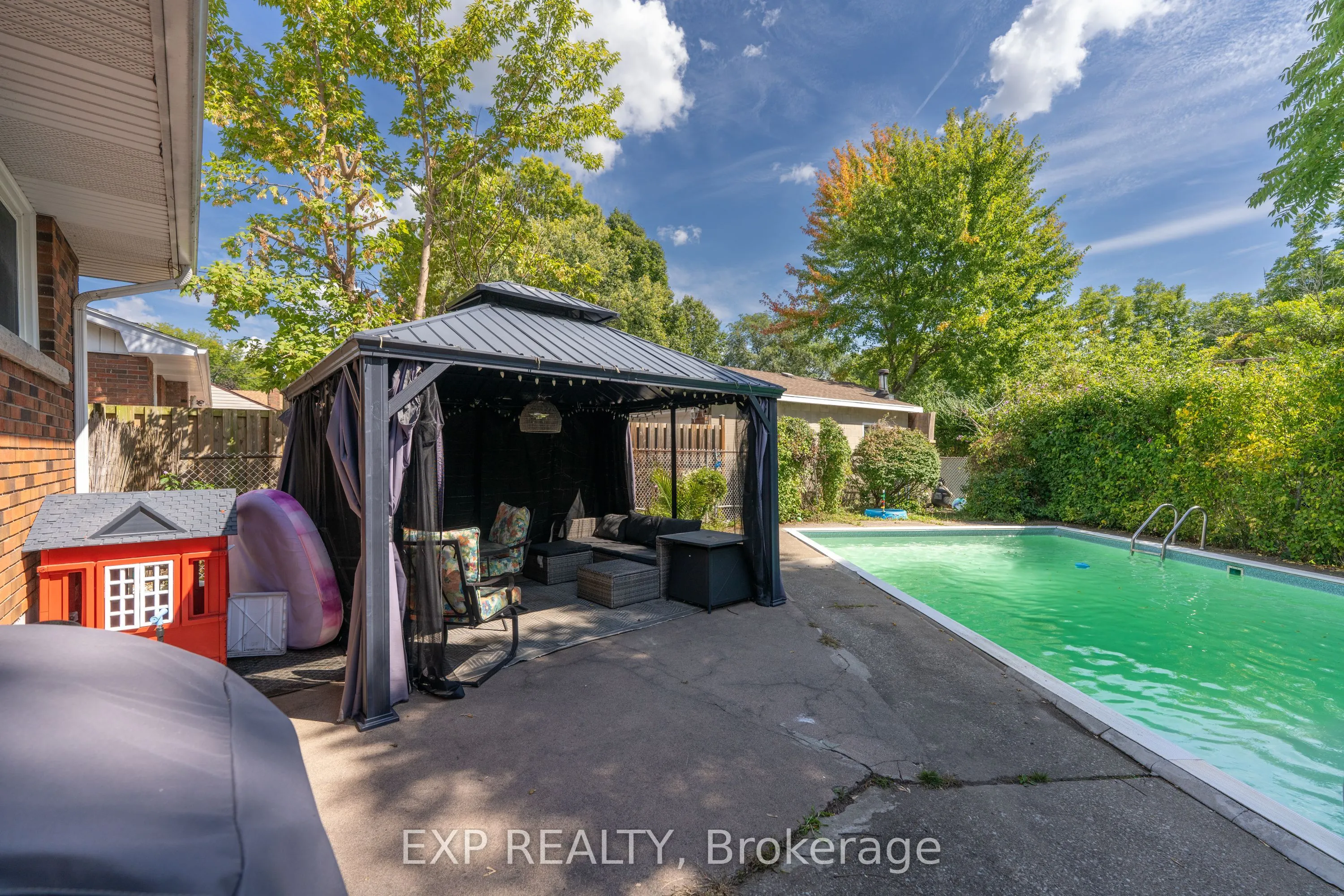 2896 Portage Road