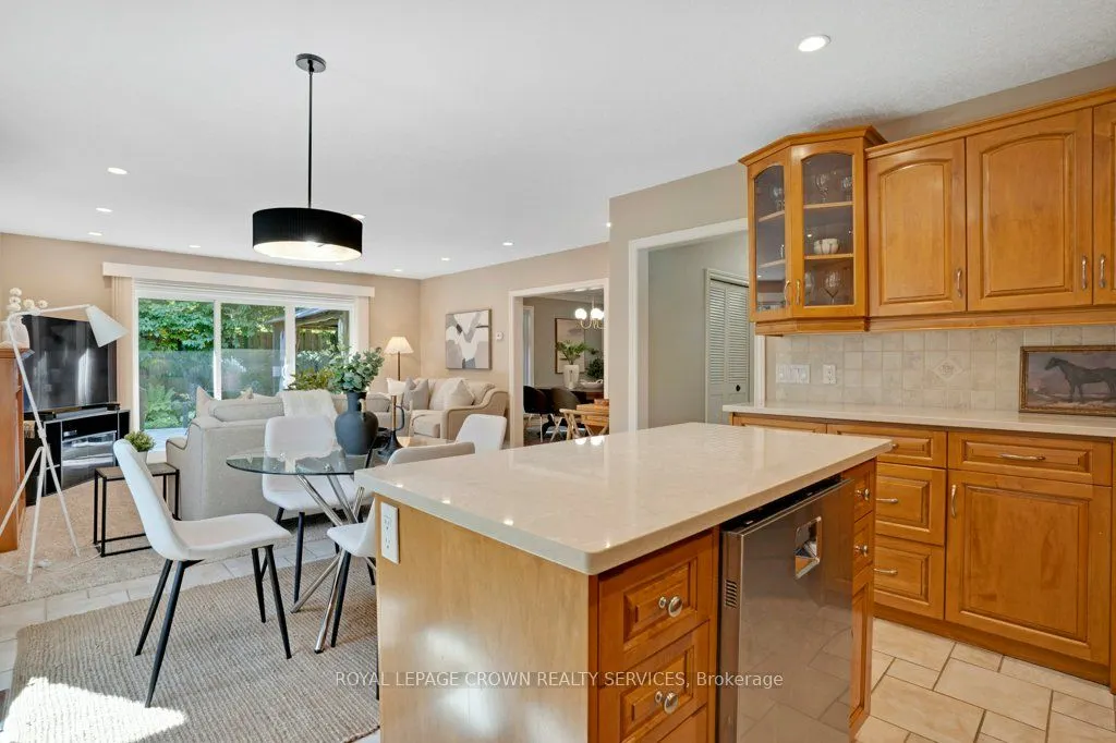 173 Ripplewood Crescent