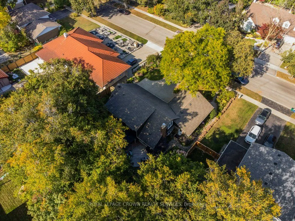 173 Ripplewood Crescent