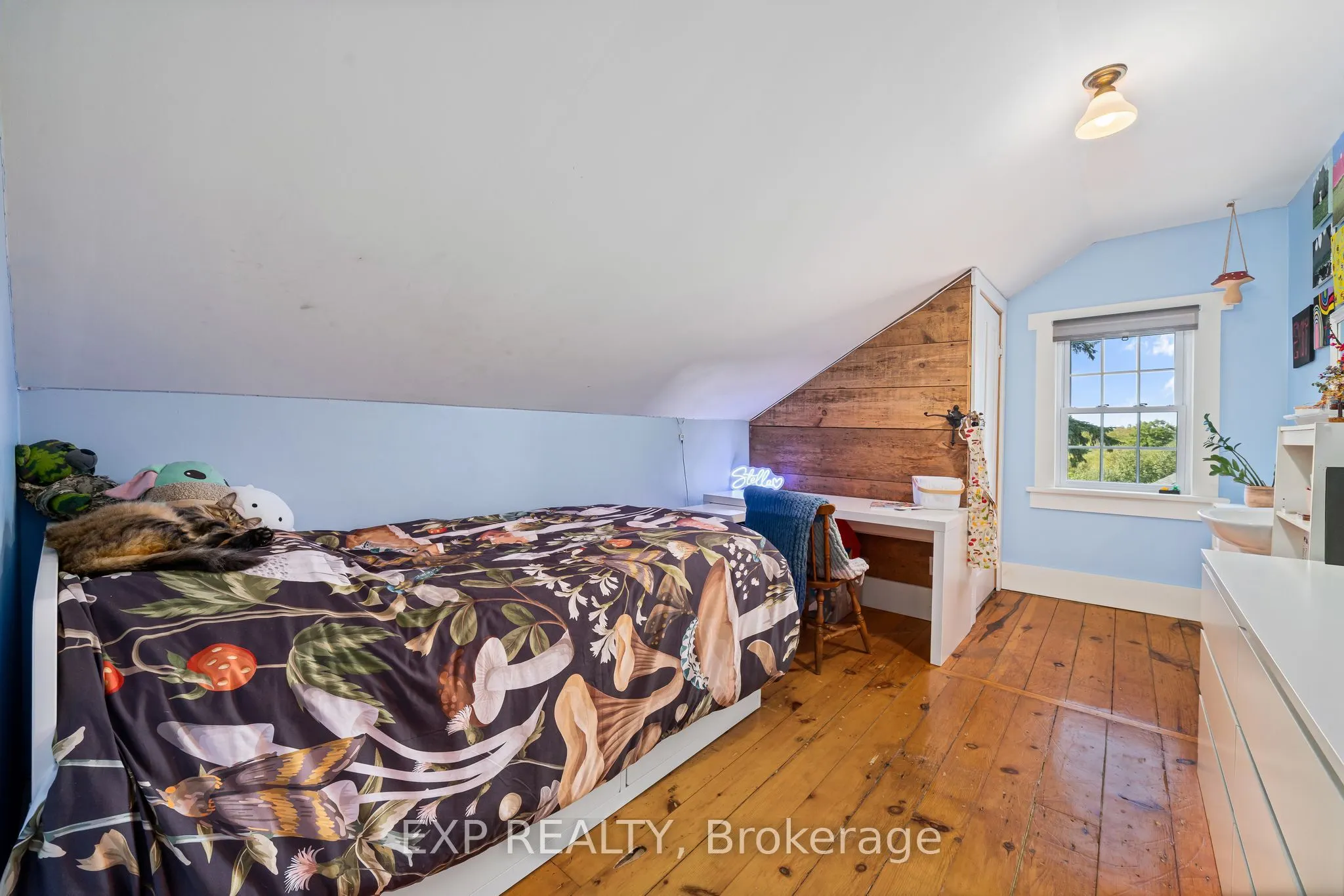 141/142 Station Road