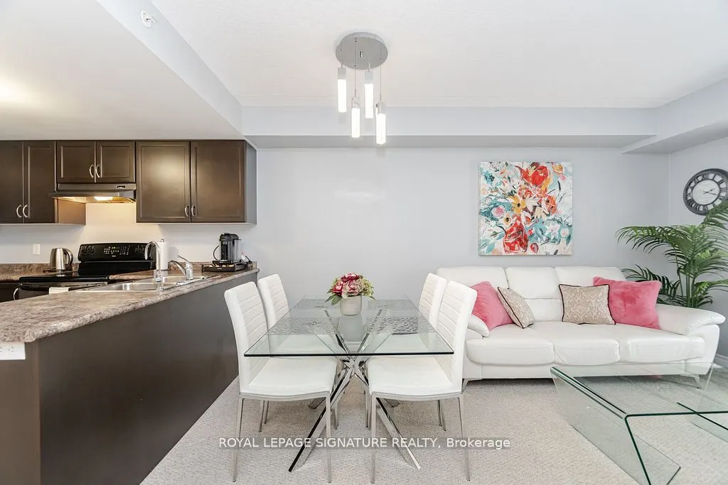 67 Kingsbury Square, #111
