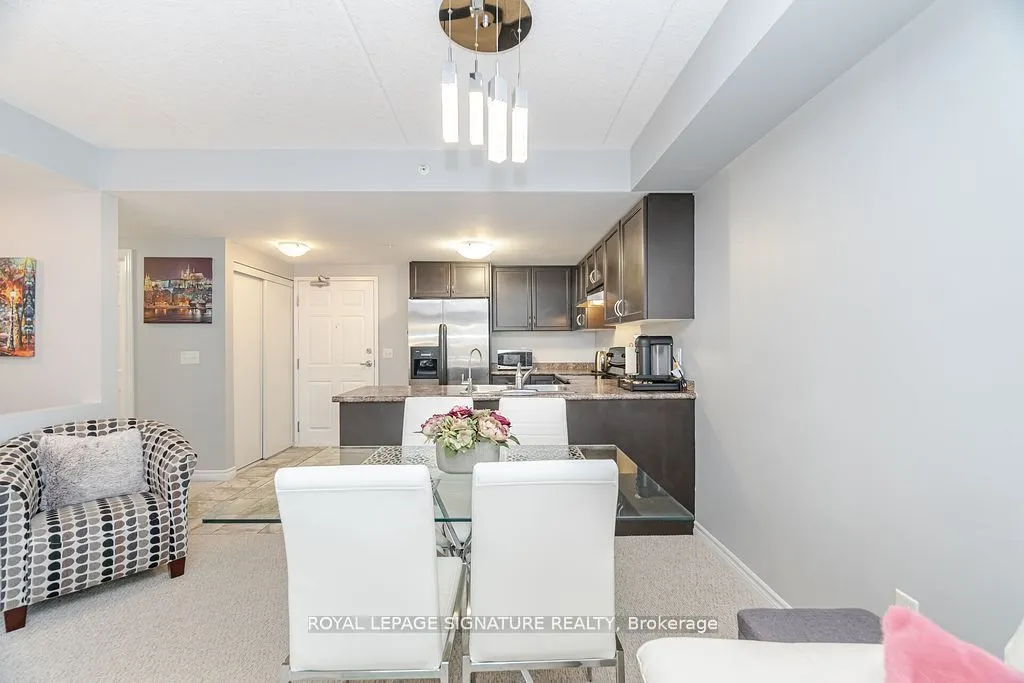 67 Kingsbury Square, #111