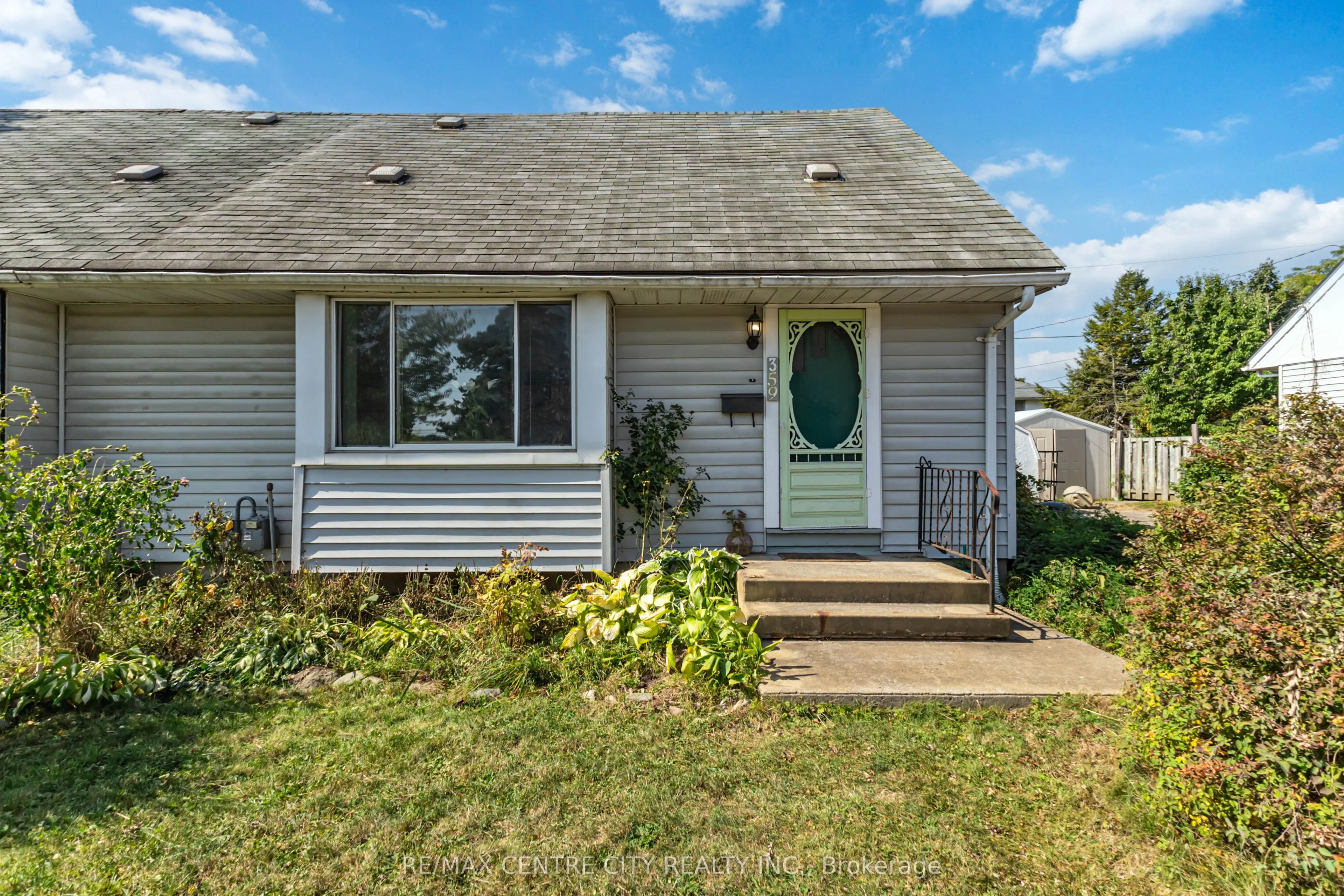 359 Flanders Row