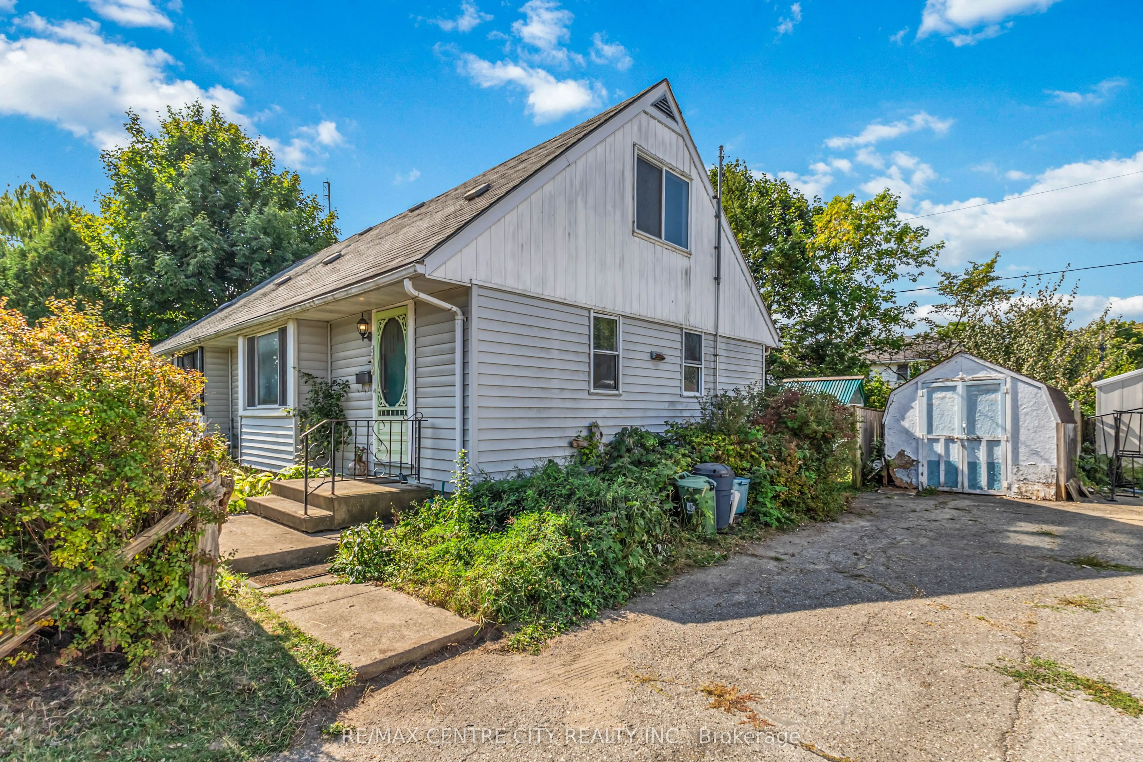 359 Flanders Row