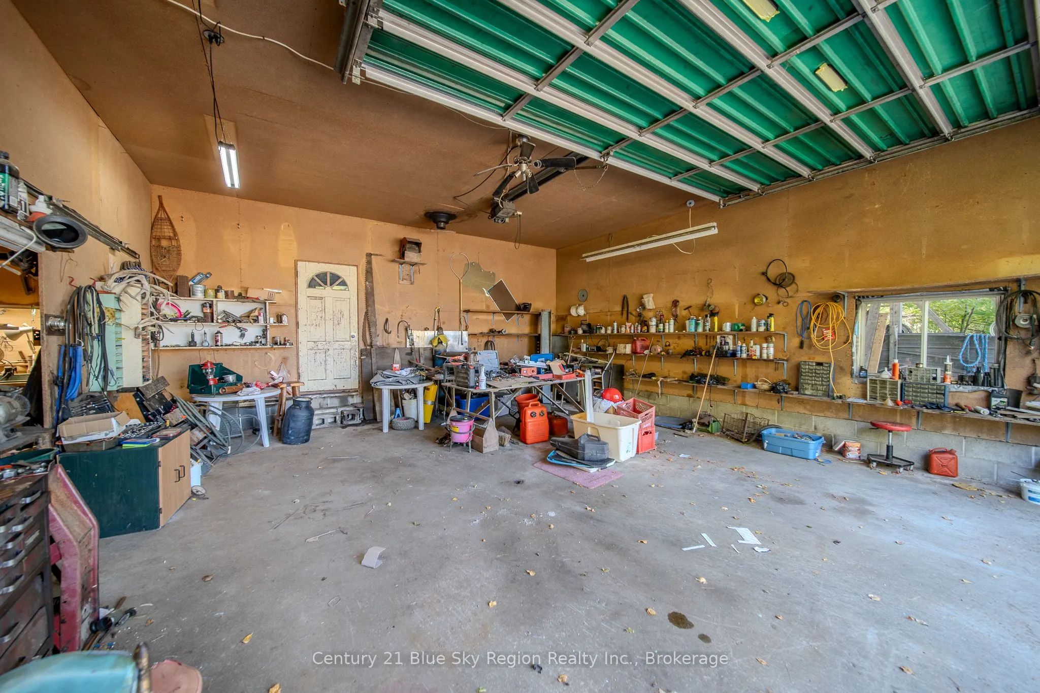 860 Deer Lake Road
