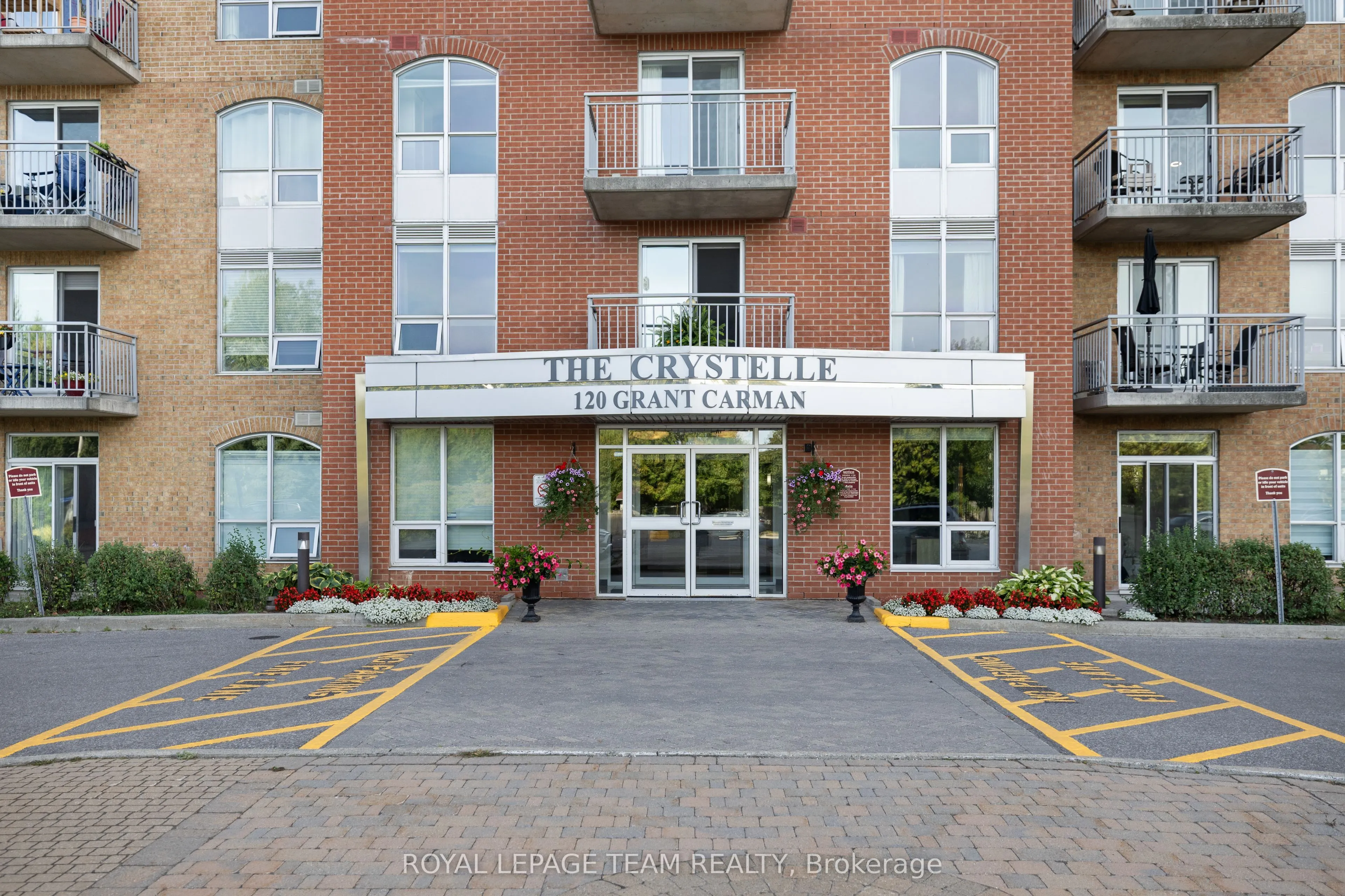 120 Grant Carman Drive, #901
