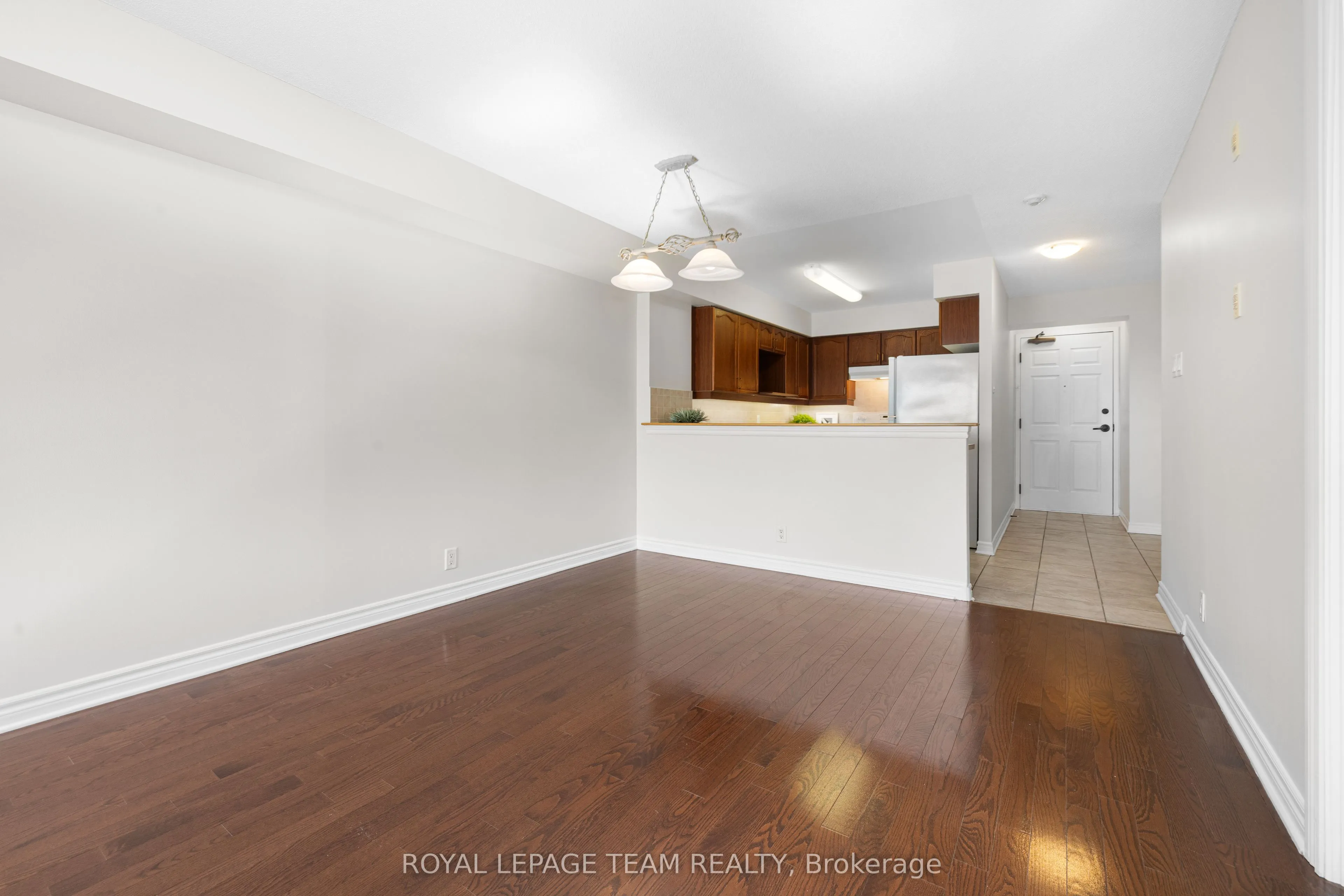 120 Grant Carman Drive, #901