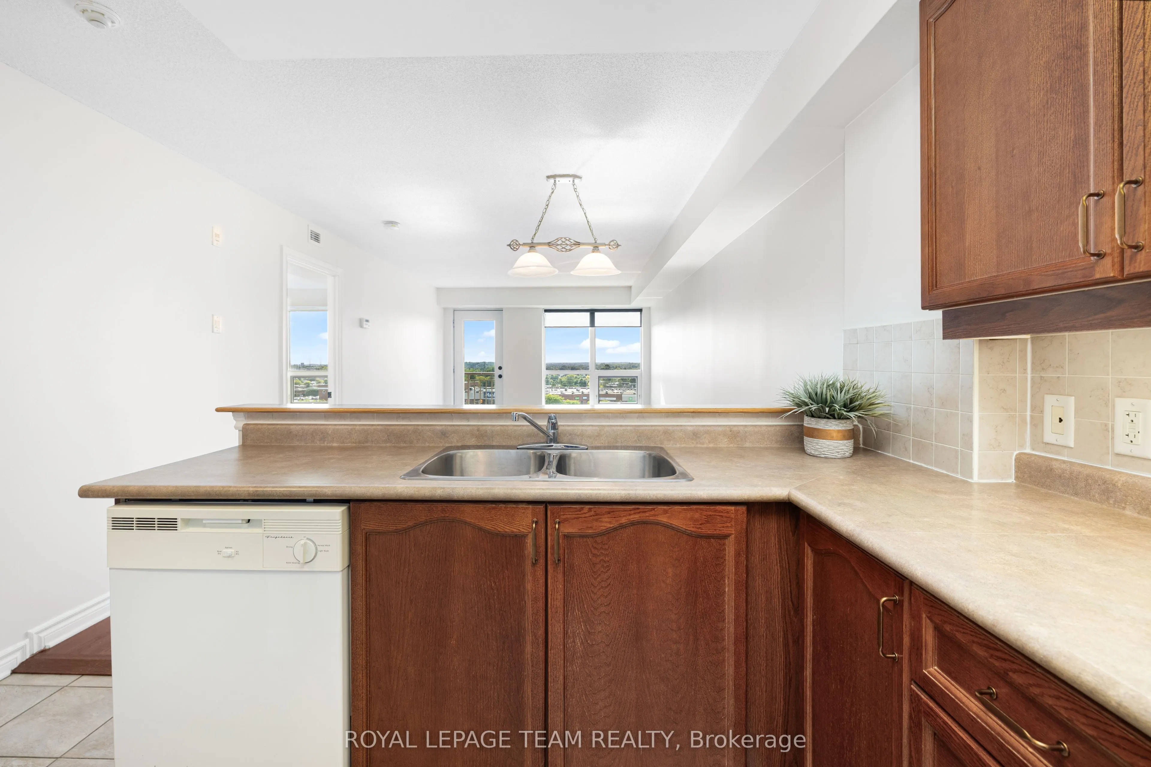 120 Grant Carman Drive, #901