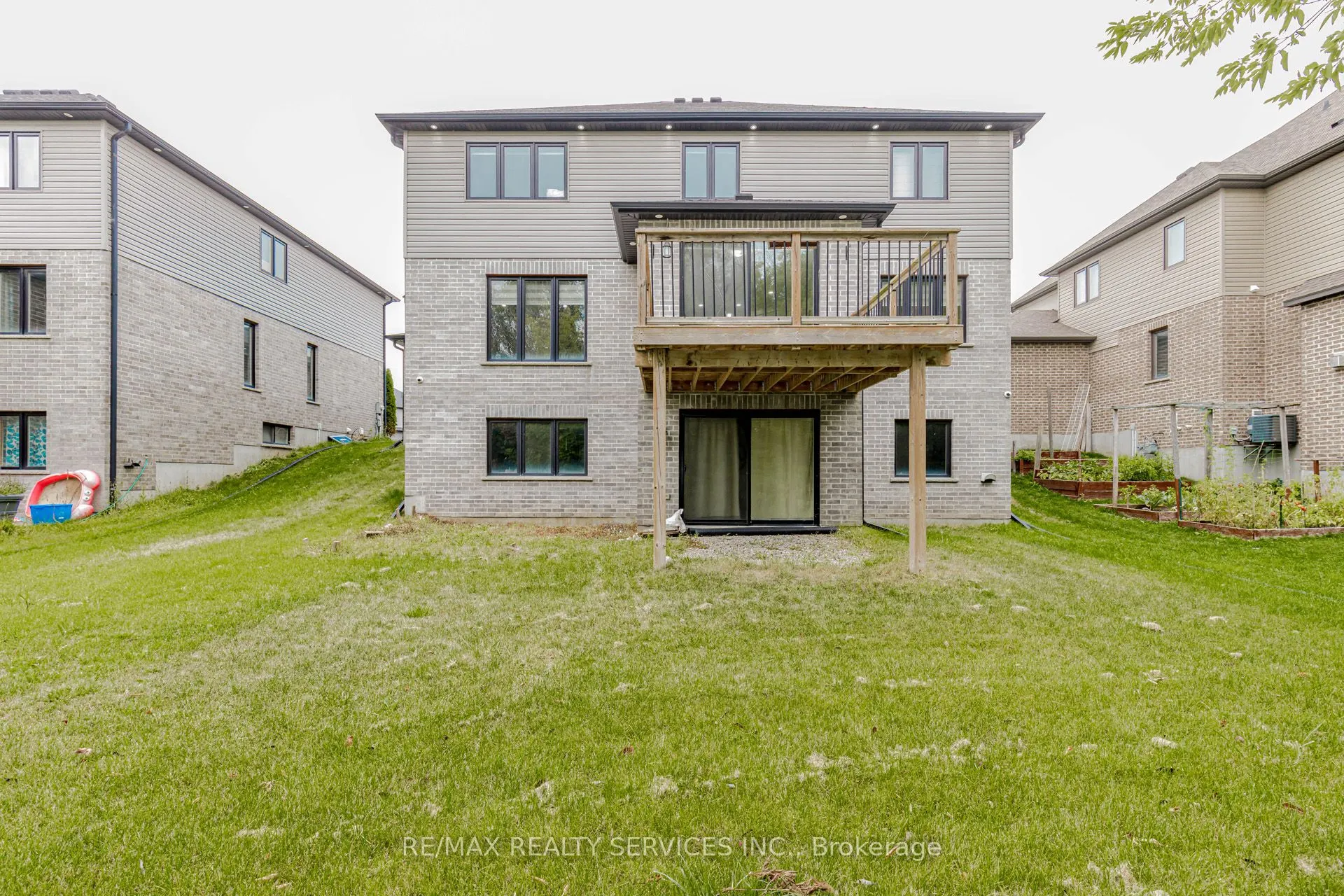 263 Wedgewood Drive