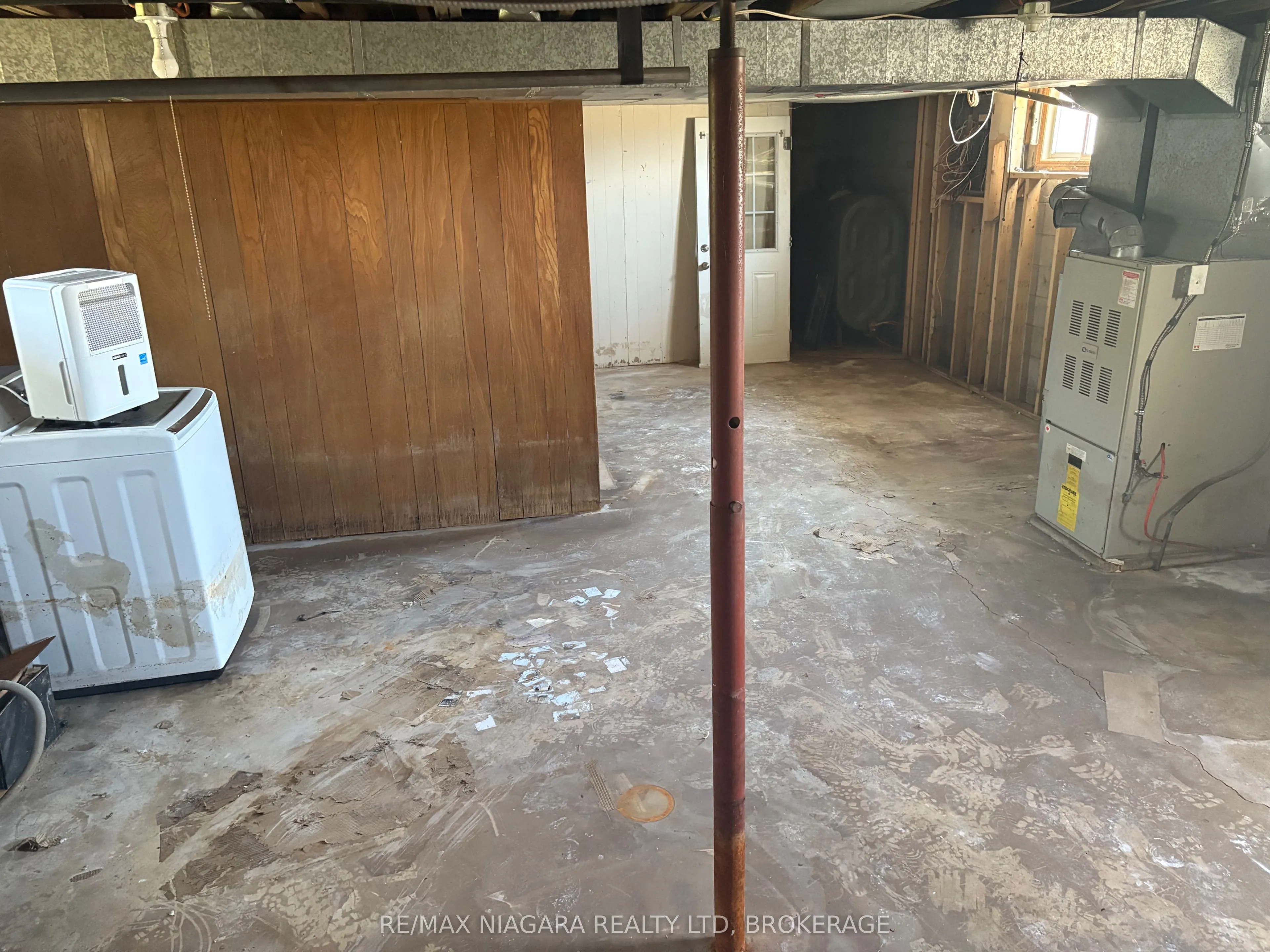 3949 Greenlane Road