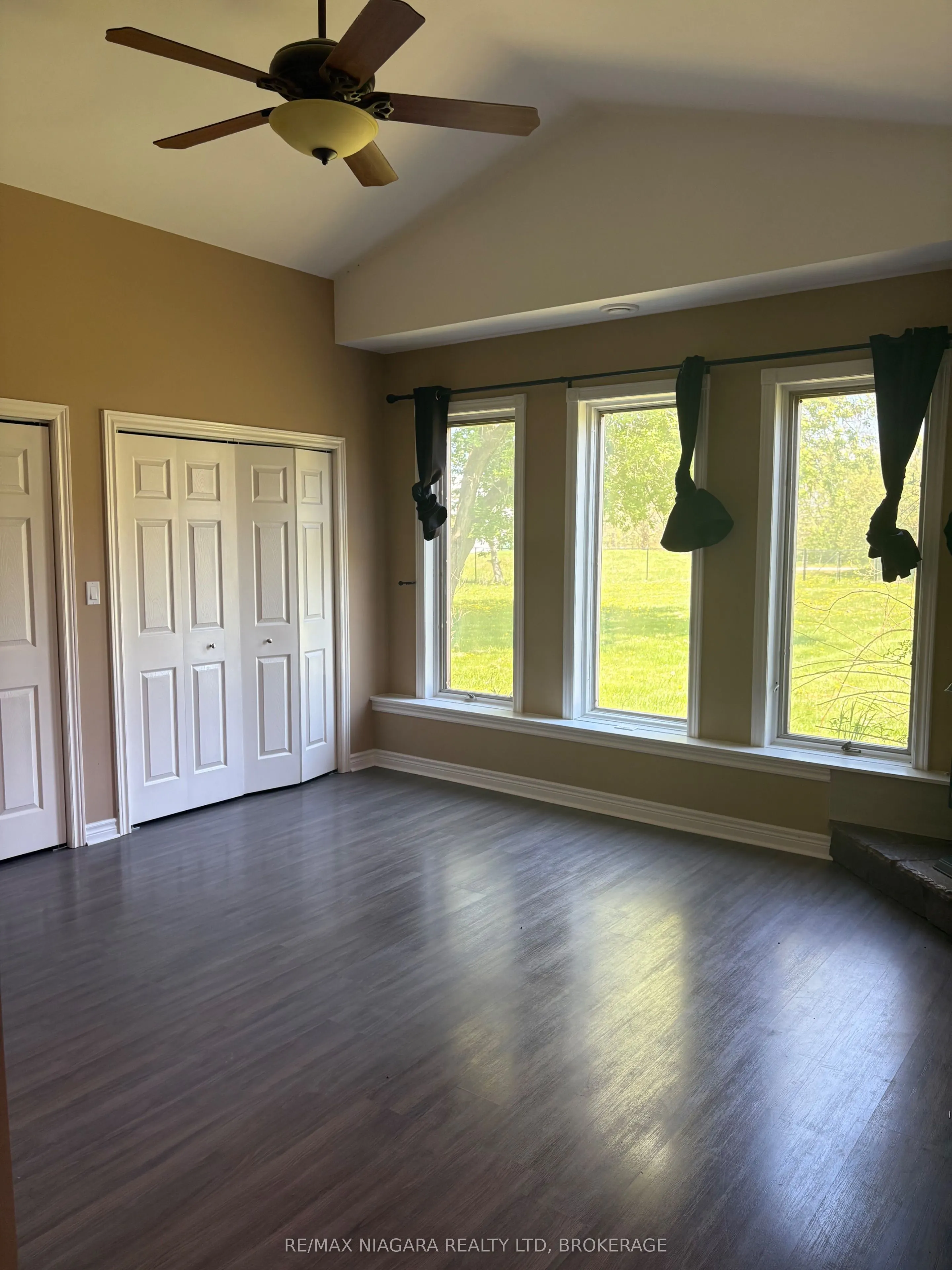 3949 Greenlane Road