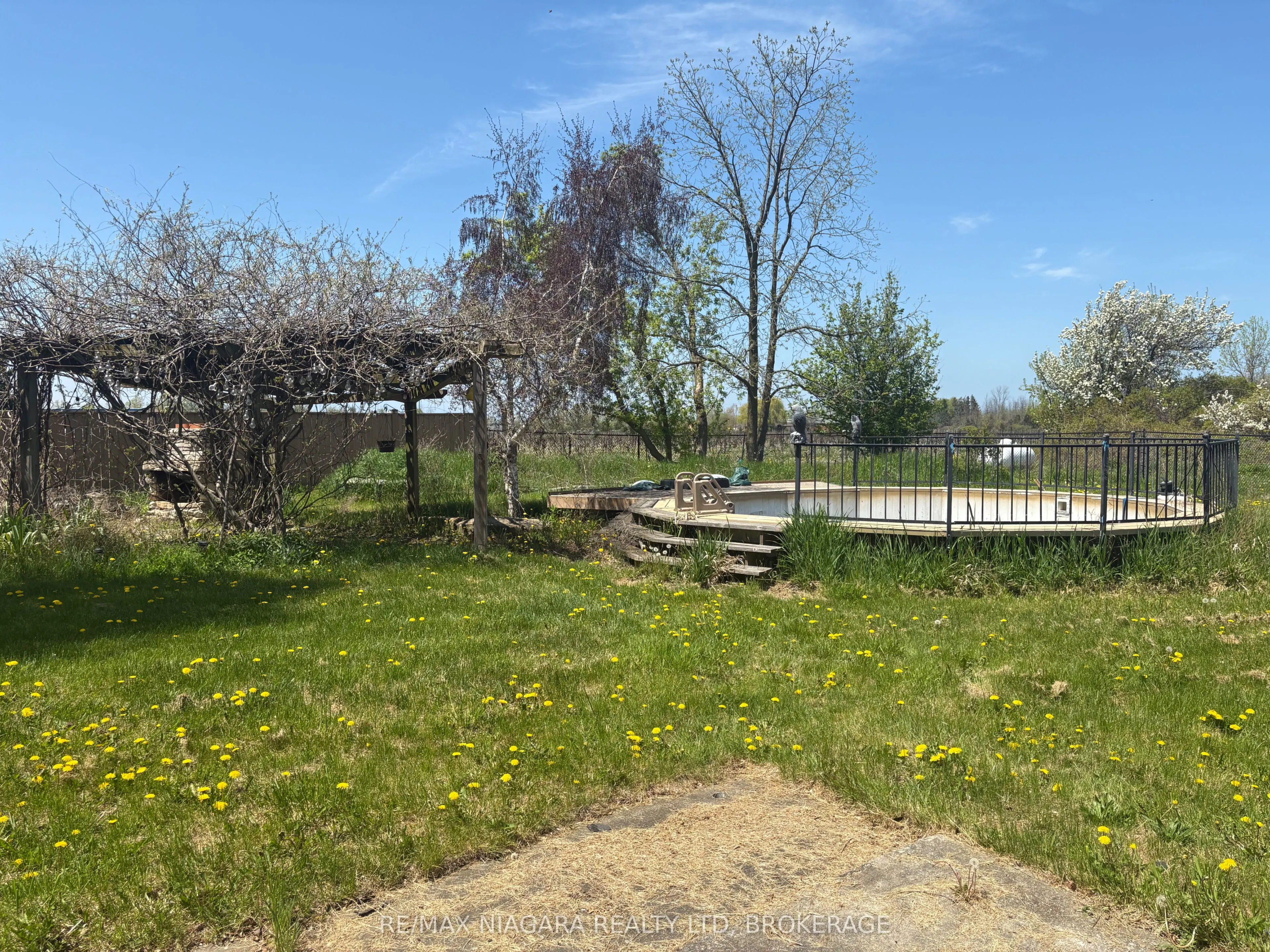 3949 Greenlane Road