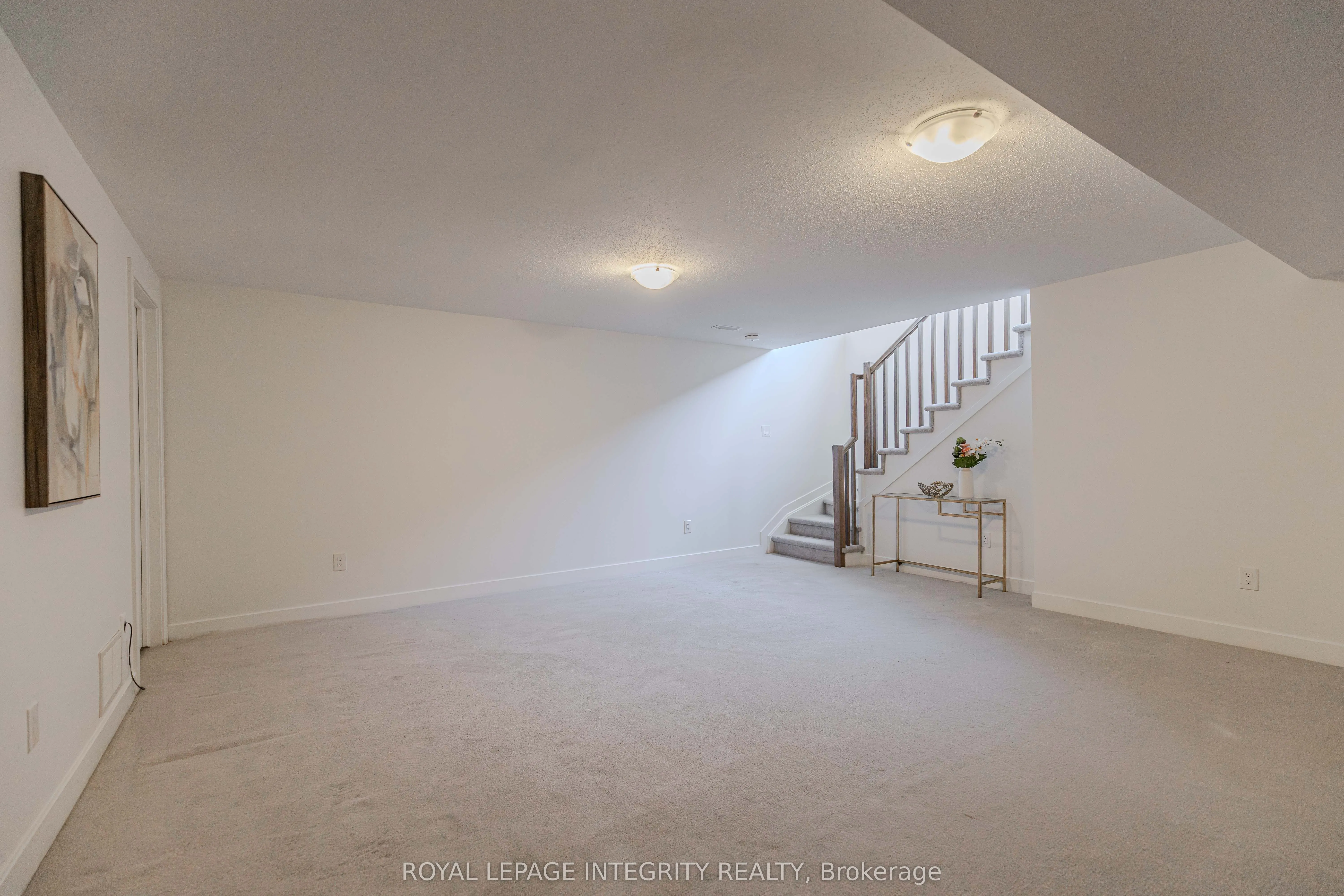 713 Teasel Way