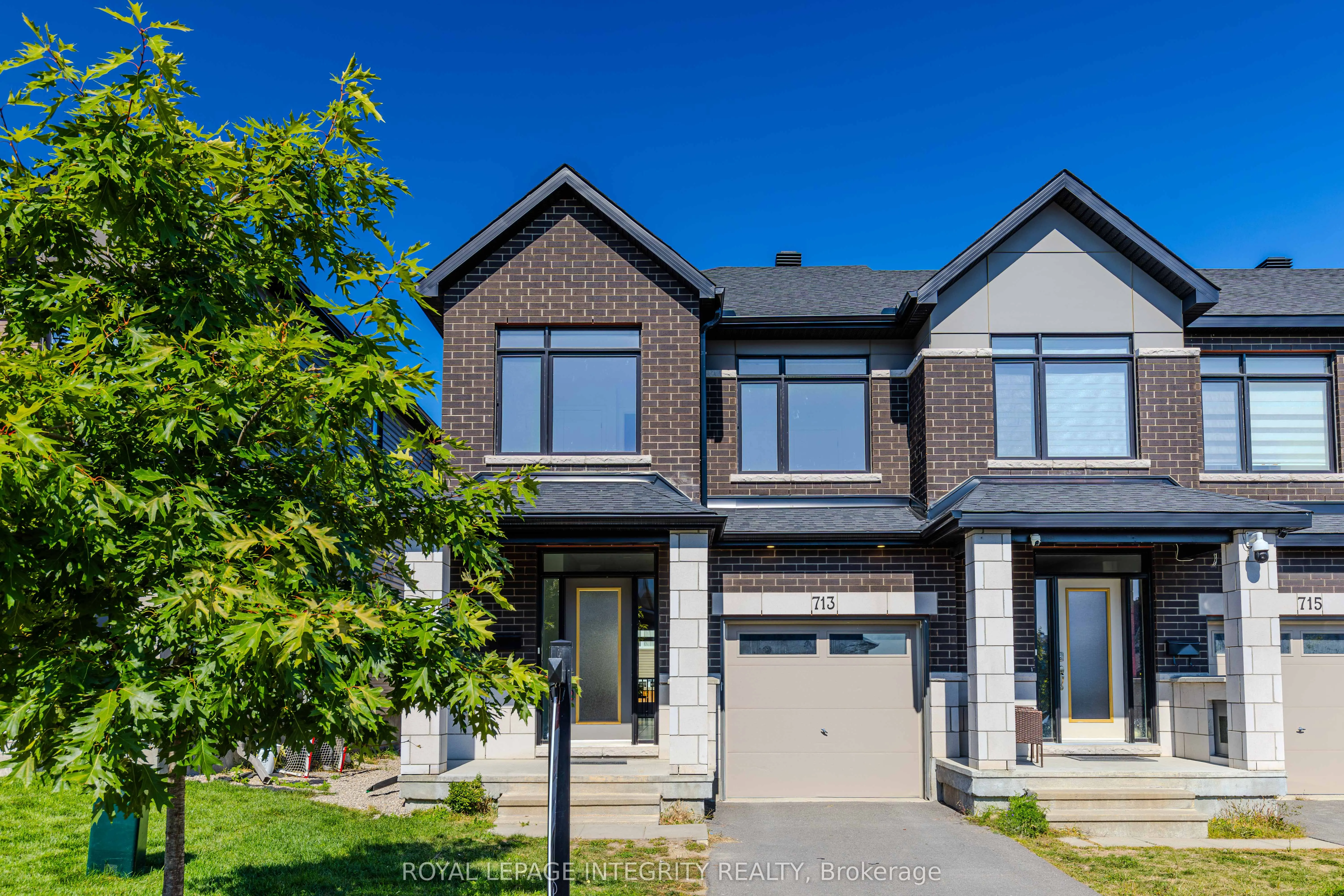 713 Teasel Way