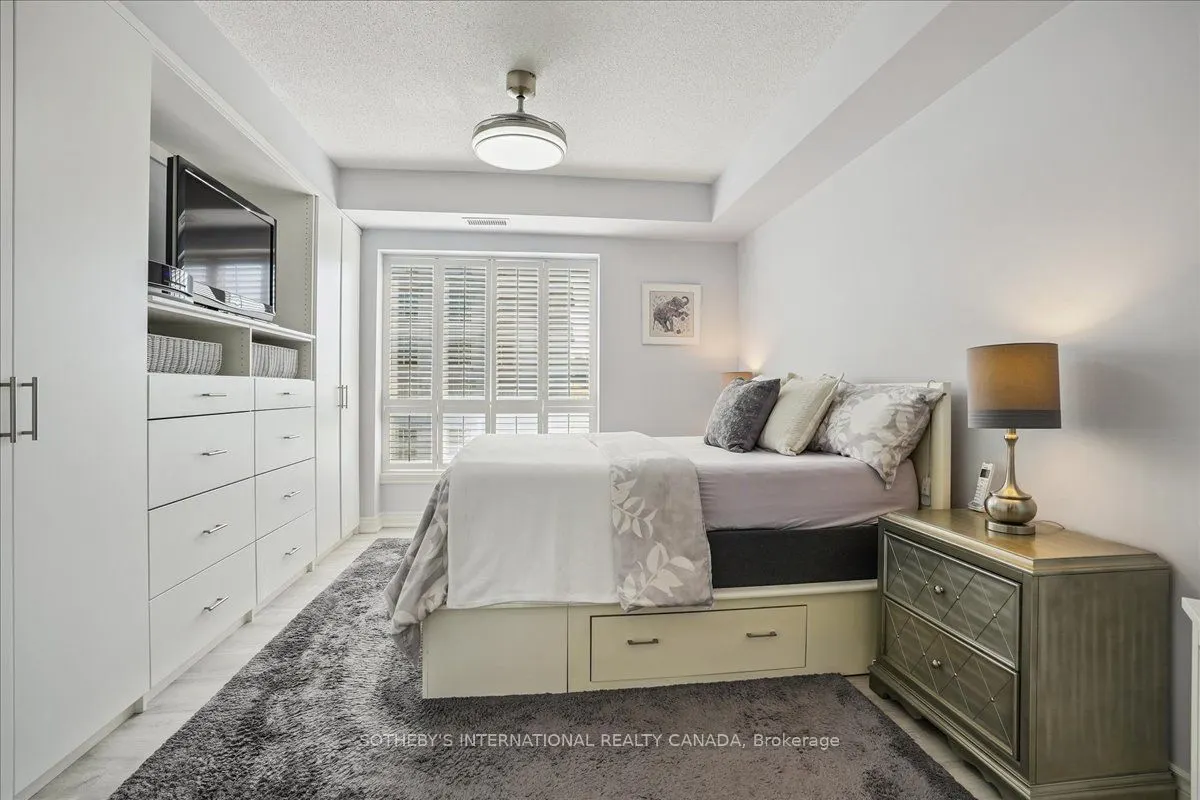 2000 Creekside Drive, #505