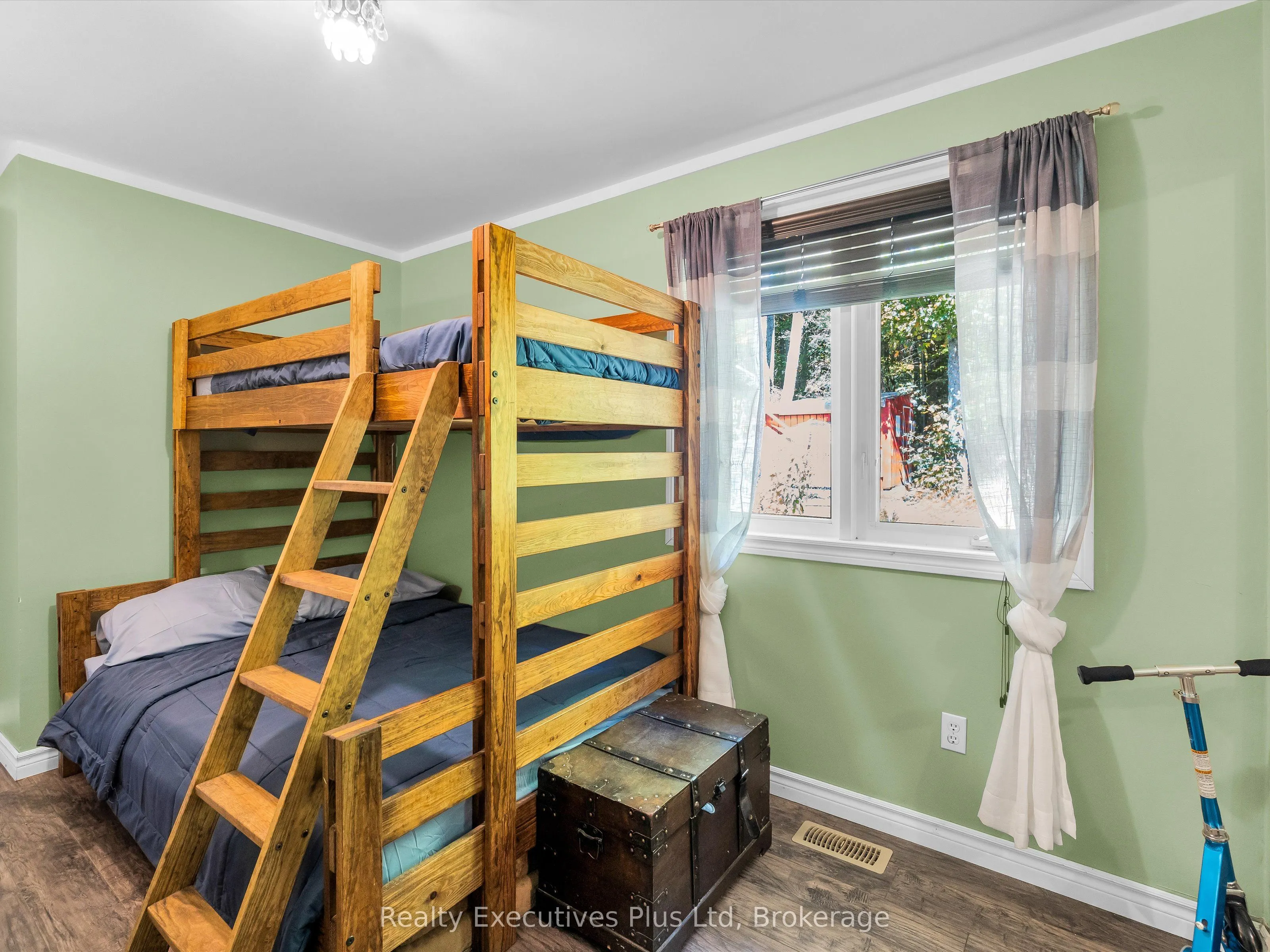 353 Mcfadden Line