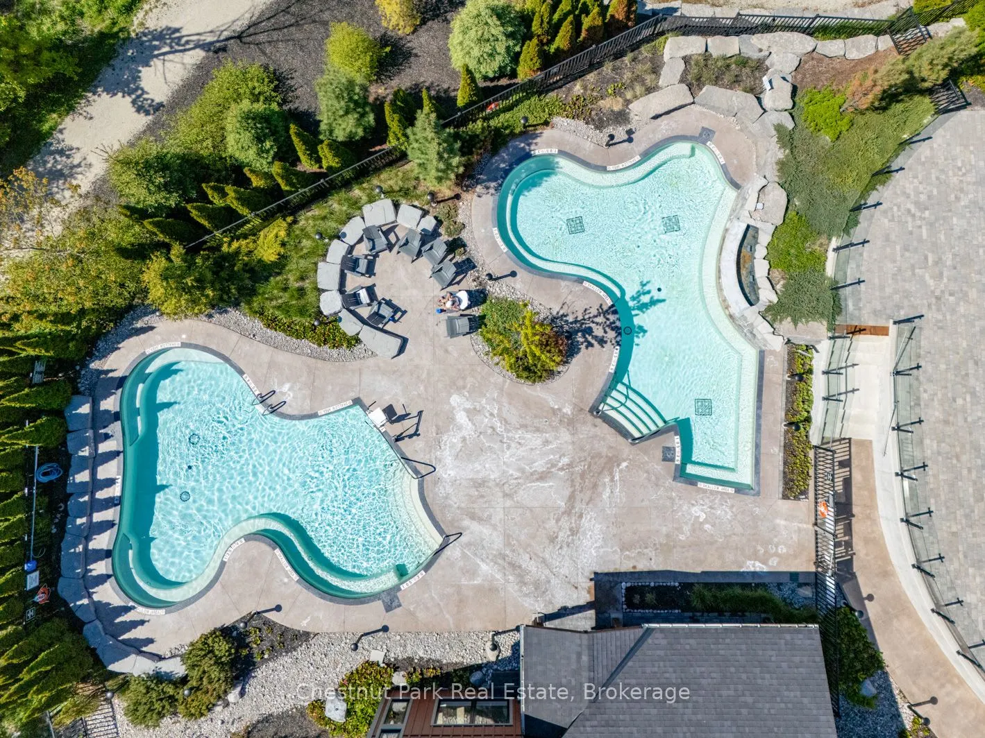 10 BECKWITH Lane, #106
