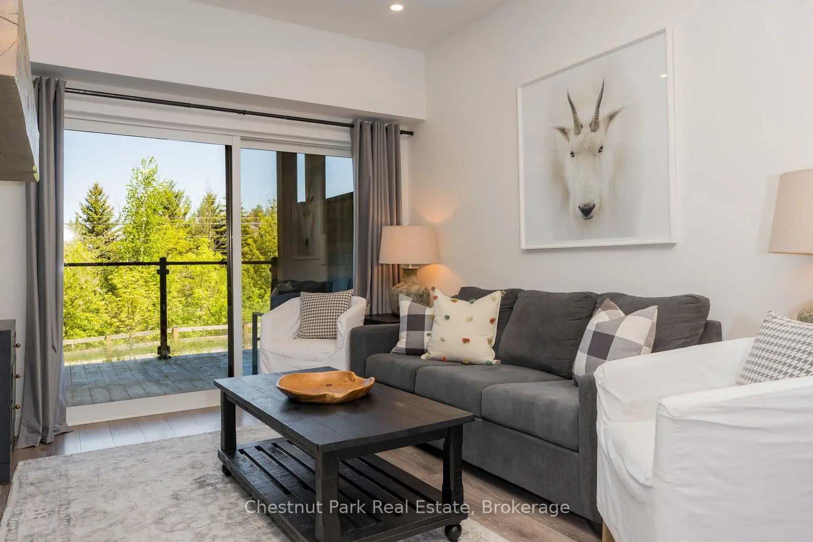 10 BECKWITH Lane, #106