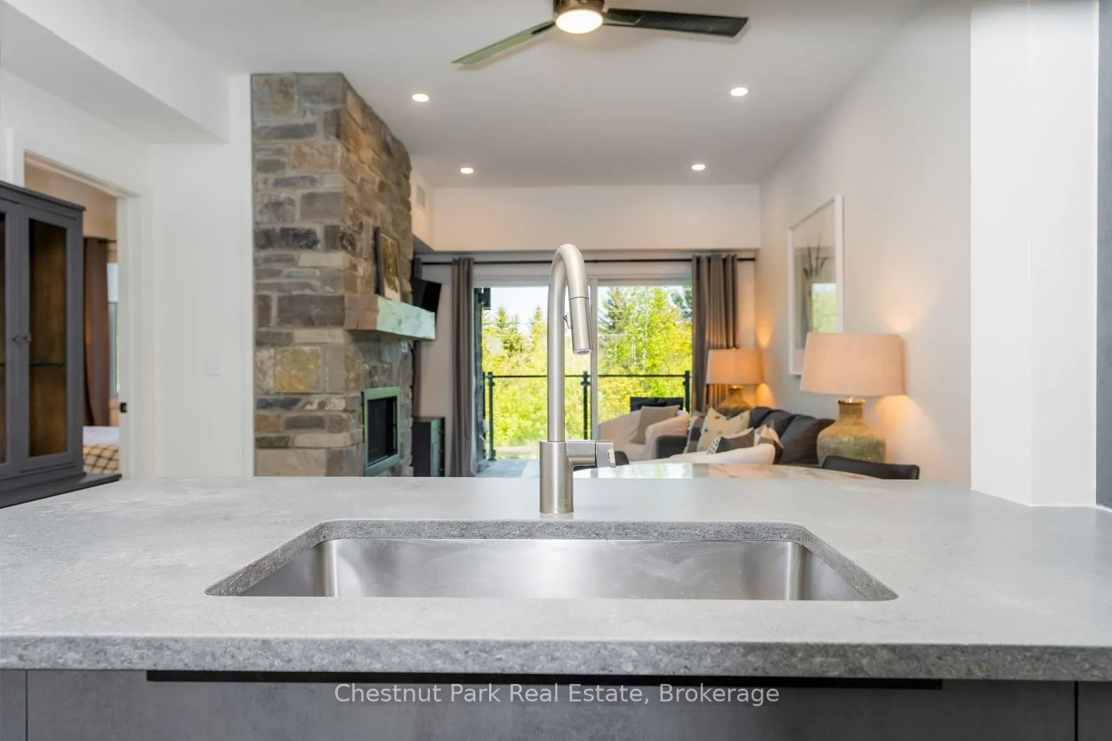 10 BECKWITH Lane, #106