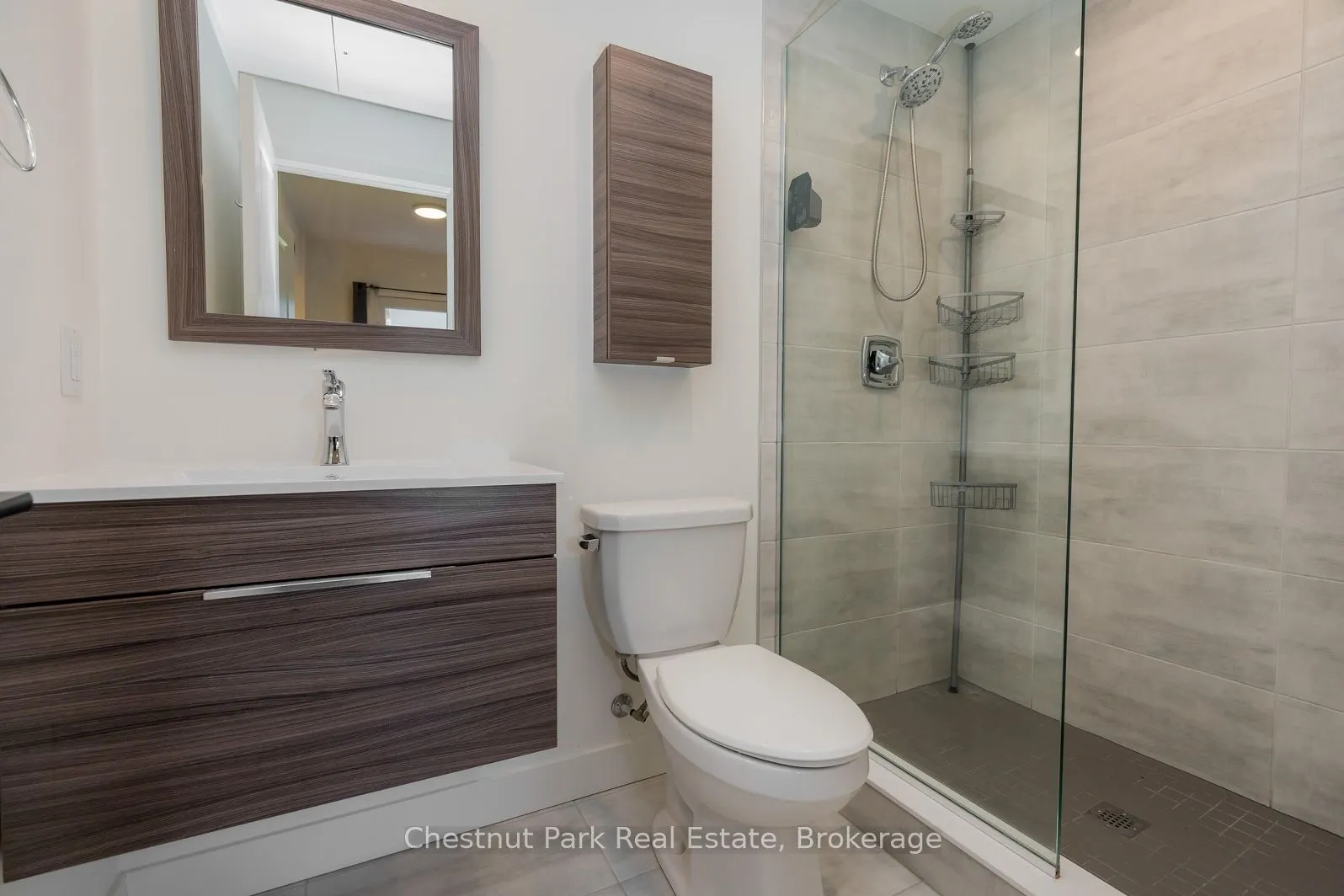 10 BECKWITH Lane, #106