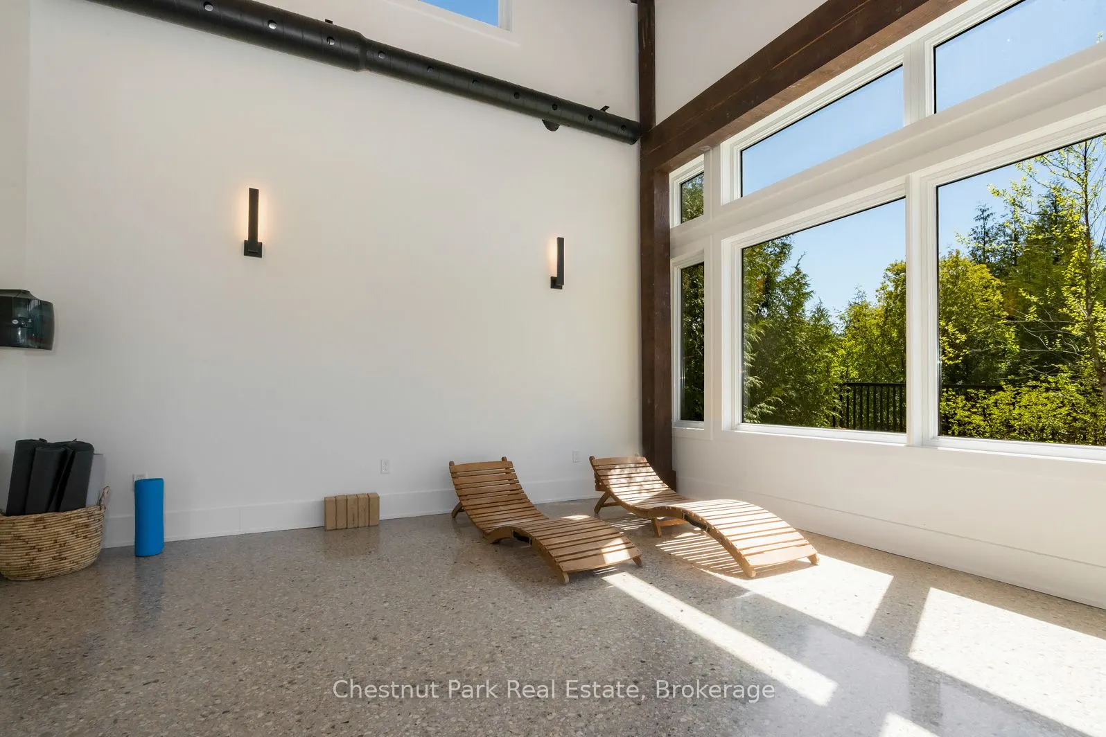 10 BECKWITH Lane, #106