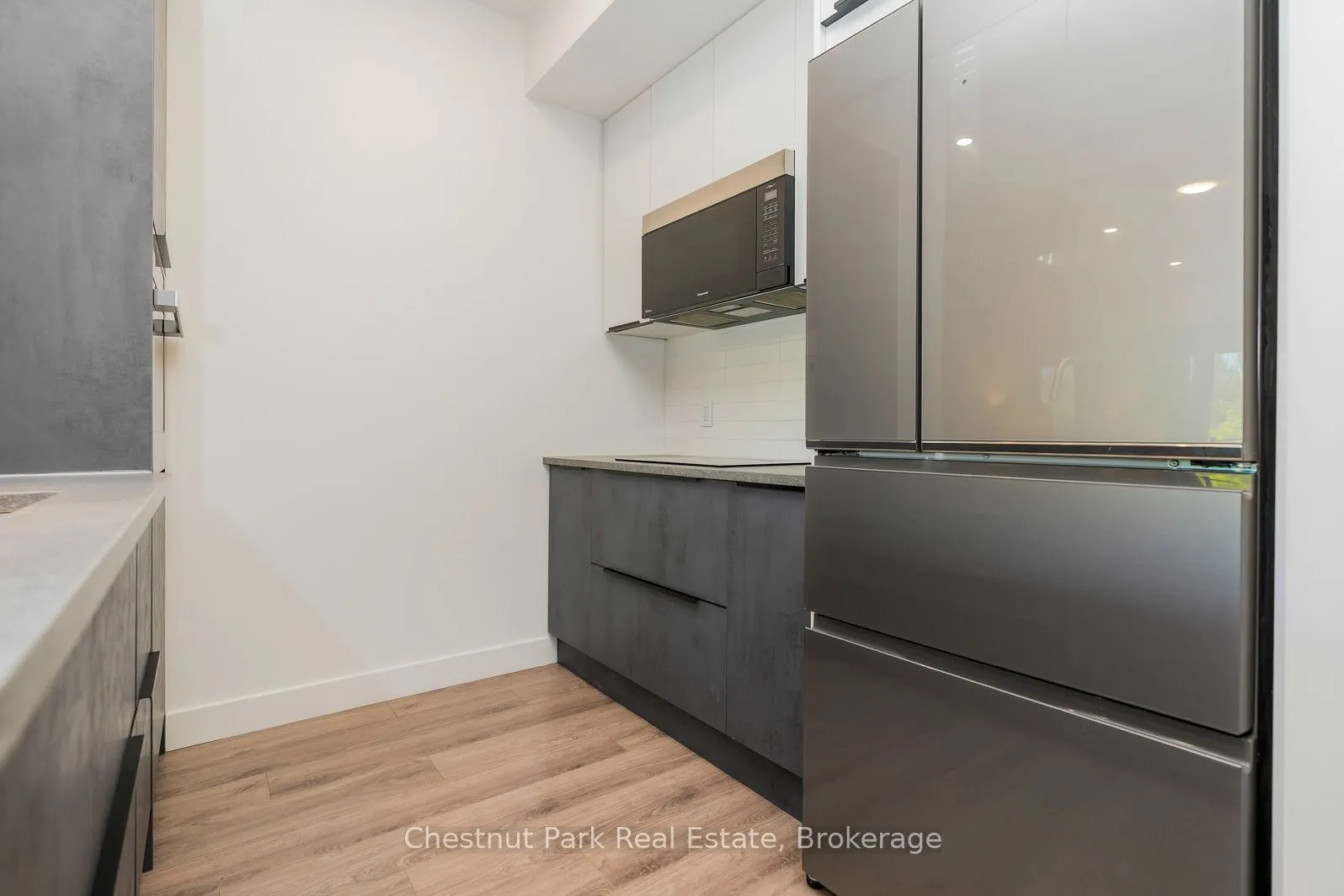10 BECKWITH Lane, #106