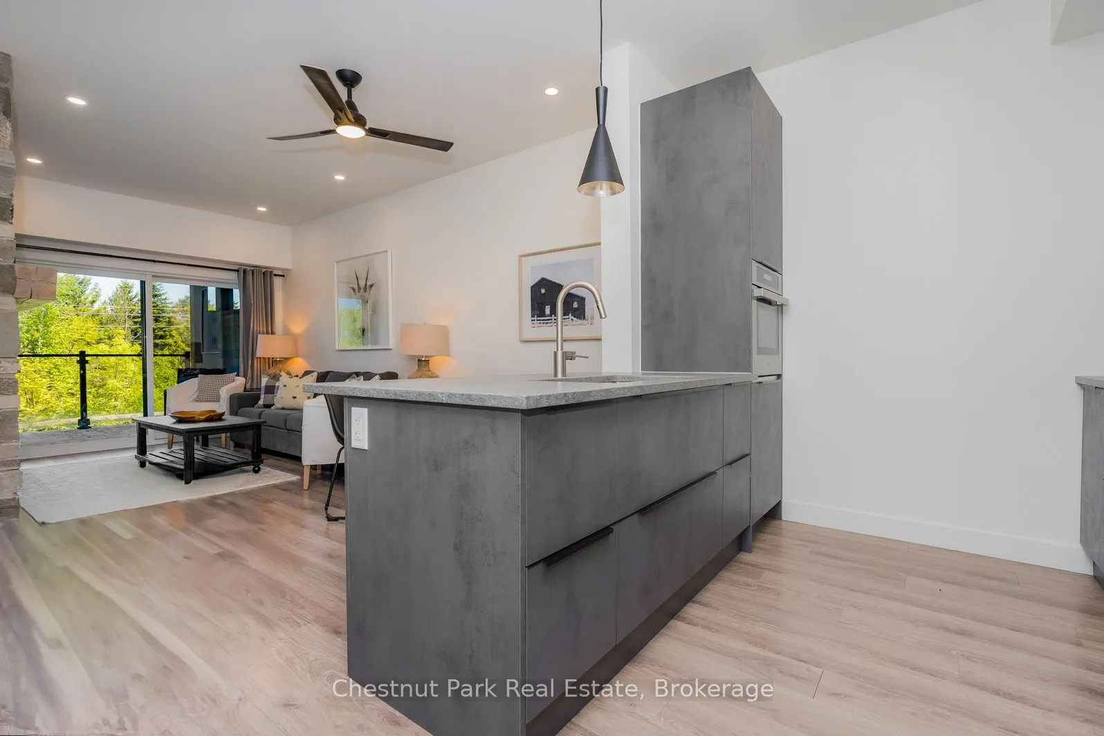 10 BECKWITH Lane, #106