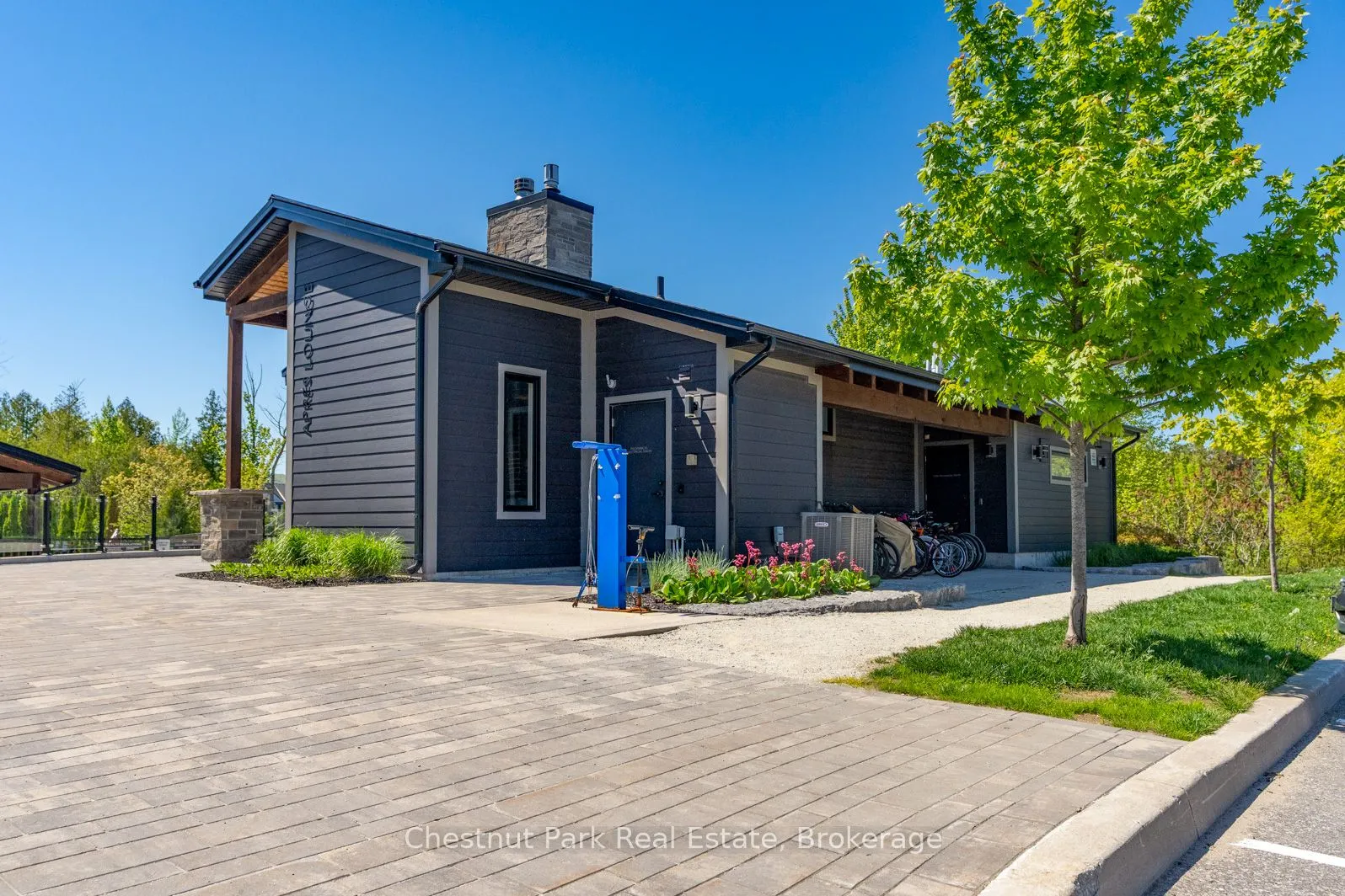 10 BECKWITH Lane, #106