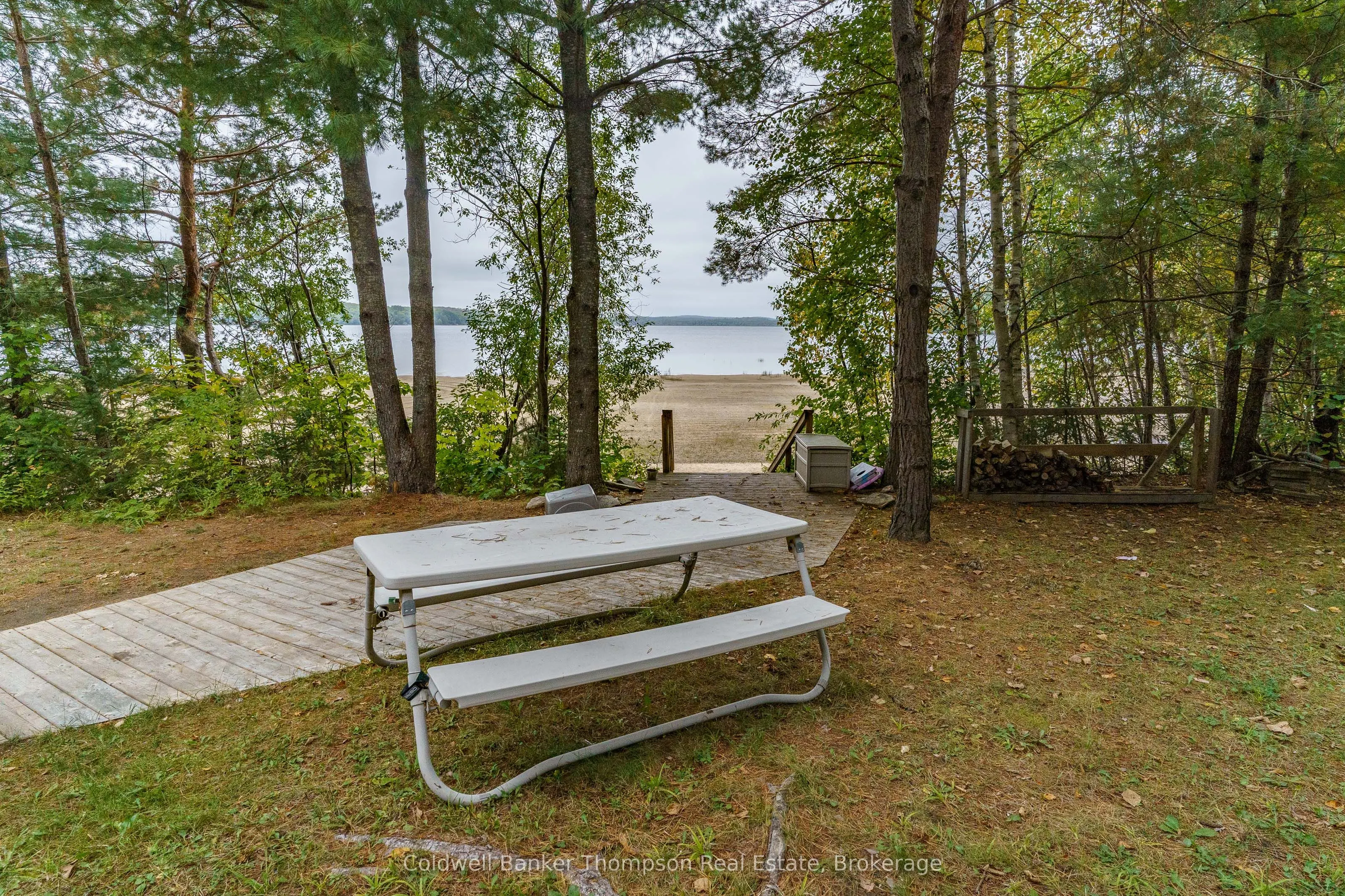 2266 Pickerel & Jack Lake Road